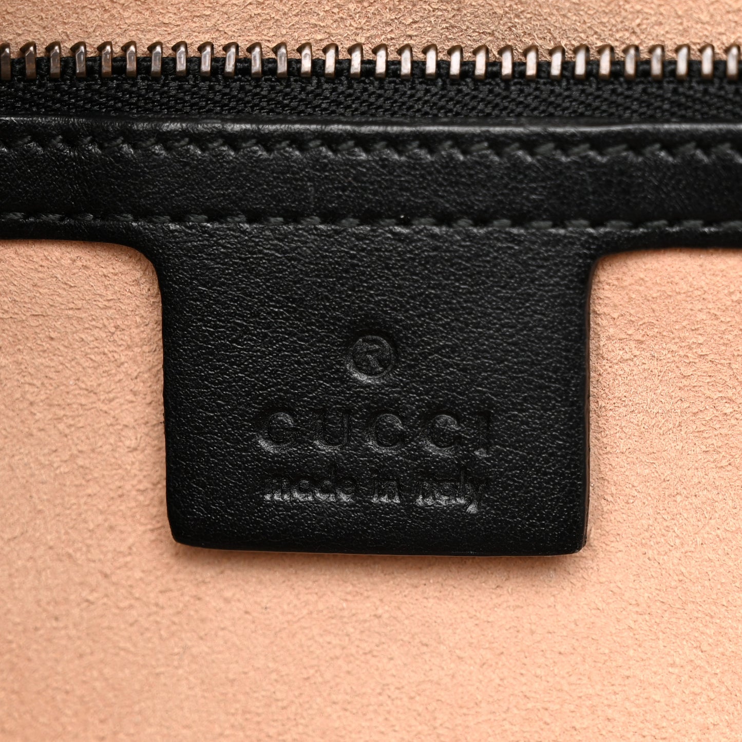 Calfskin Matelasse Medium GG Marmont Tote Black