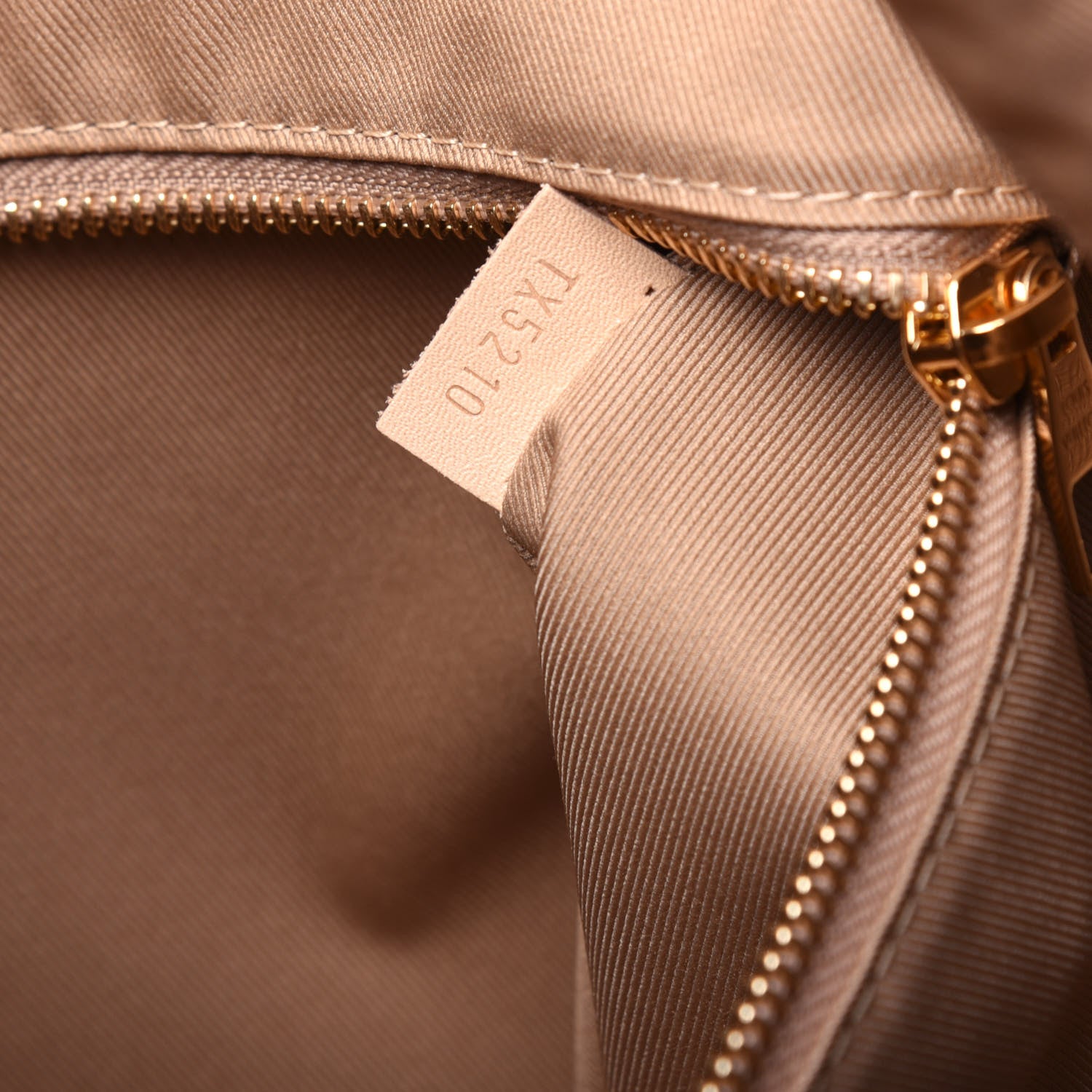 Louis Vuitton Monogram Graceful MM 7 of 15