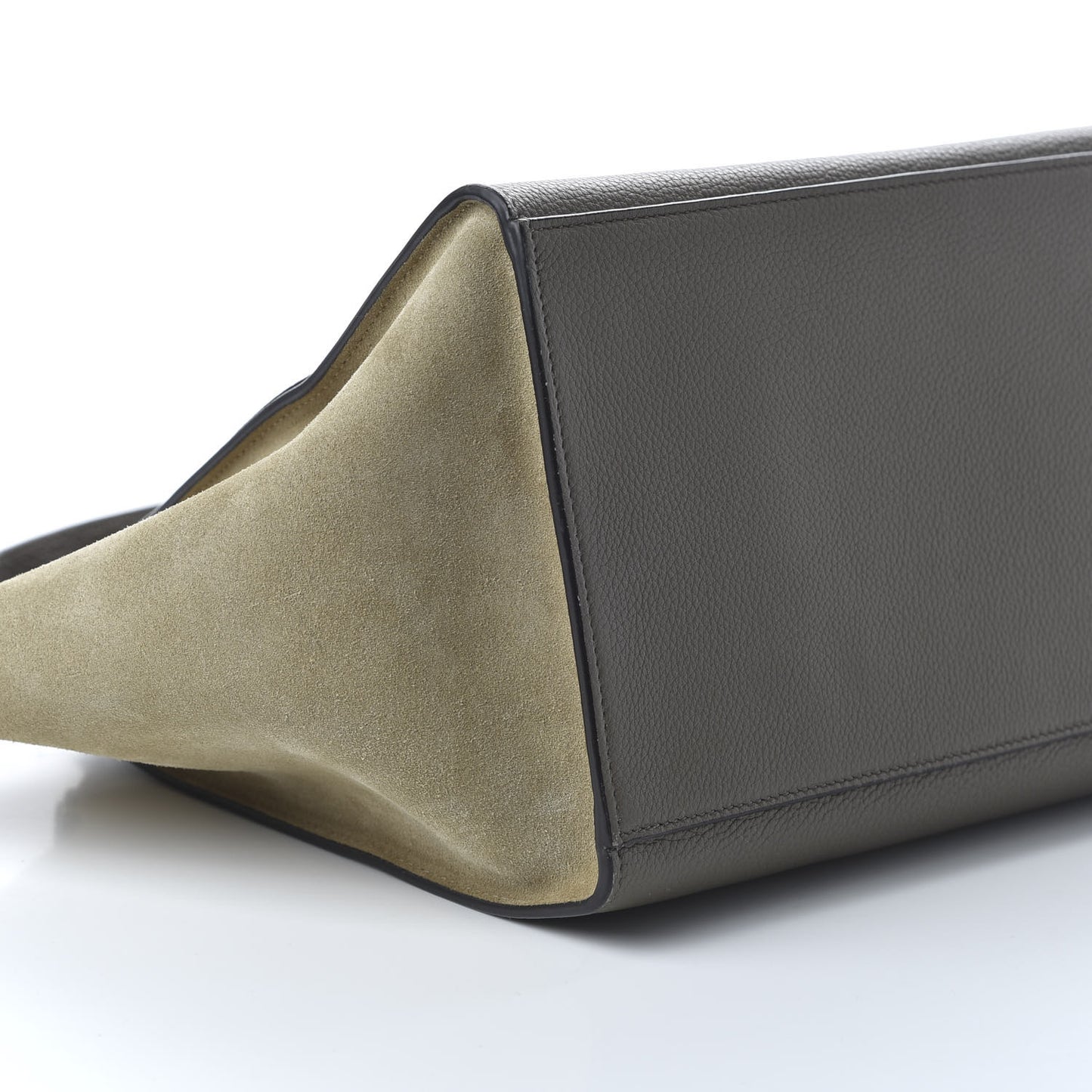 Drummed Calfskin Suede Medium Trapeze Souris