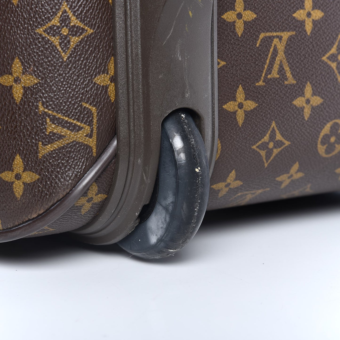 Monogram Pegase 45
