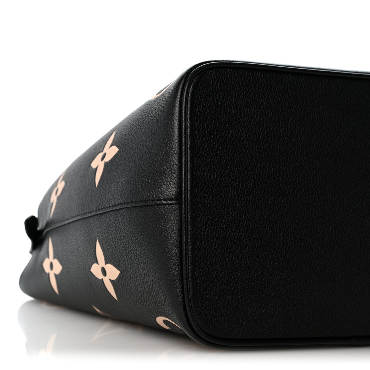 Empreinte Monogram Giant Neonoe MM Black Beige