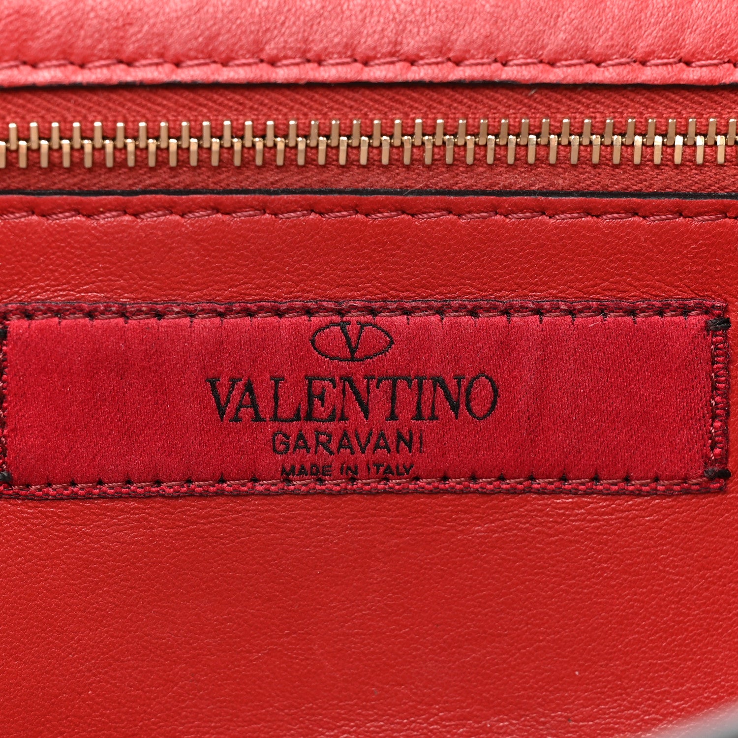 Valentino Garavani Lambskin Rockstud Spike Wallet on Chain Poudre 7 of 10