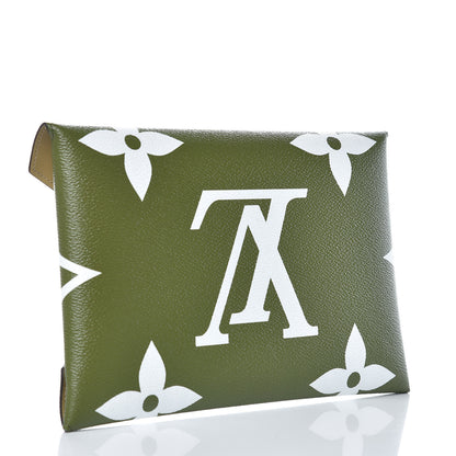 Louis Vuitton Monogram Giant Kirigami Pochette Set 3 of 7