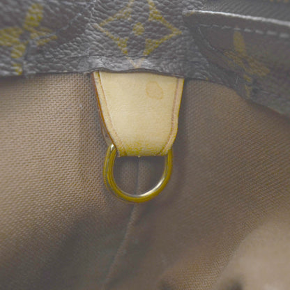 Louis Vuitton Monogram Cabas Mezzo 9 of 10