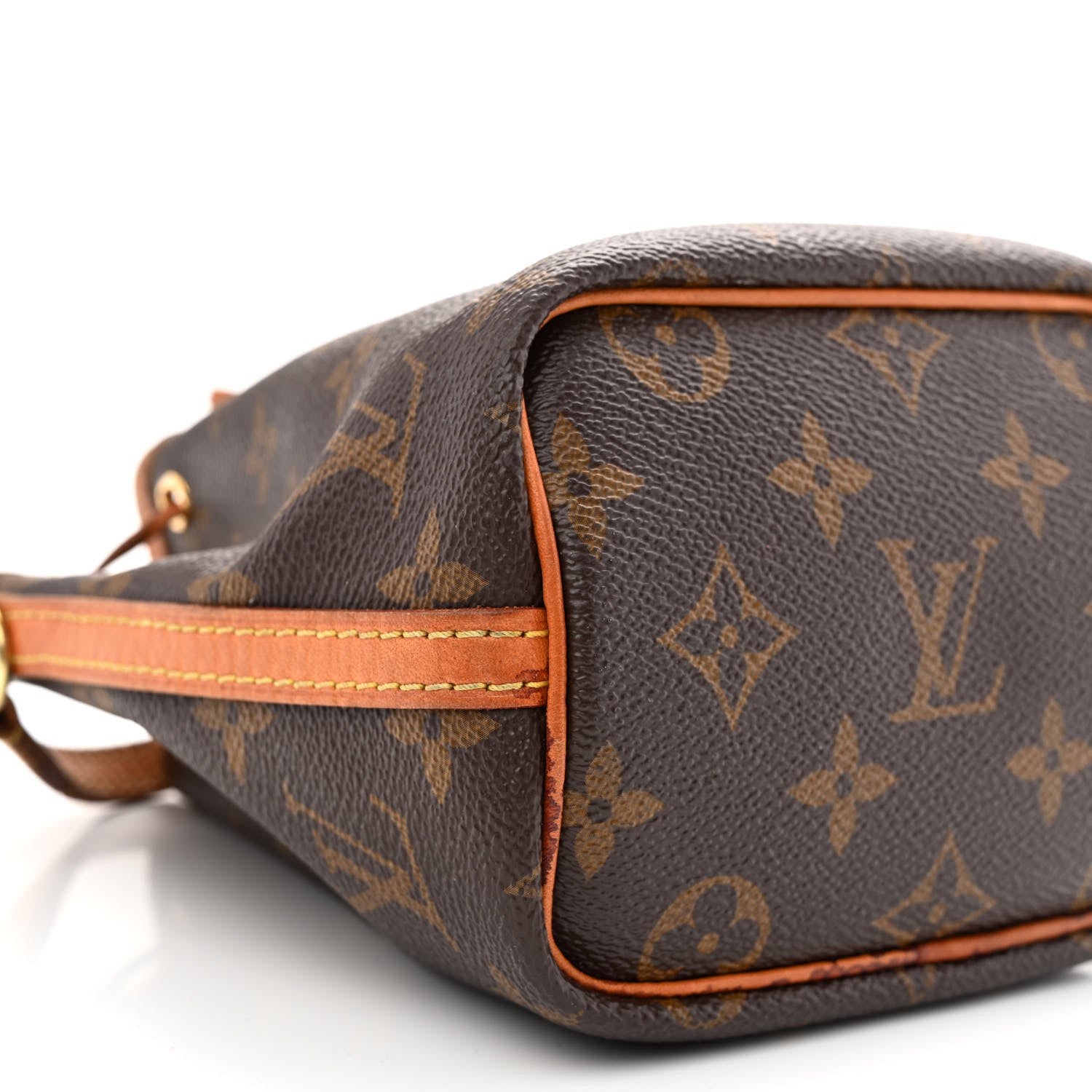 Louis Vuitton Monogram Nano Noe 17 of 23