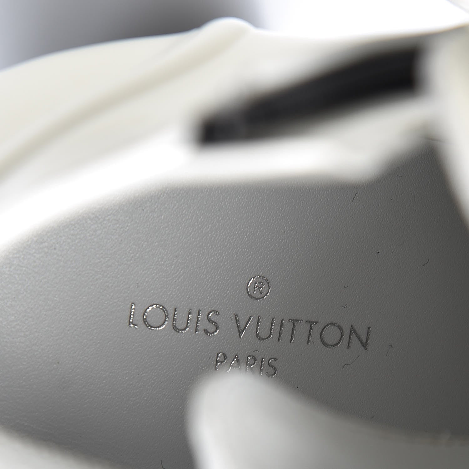 Louis Vuitton Patent Calfskin Spaceship Star Trail Ankle Boots 39.5 White 7 of 11