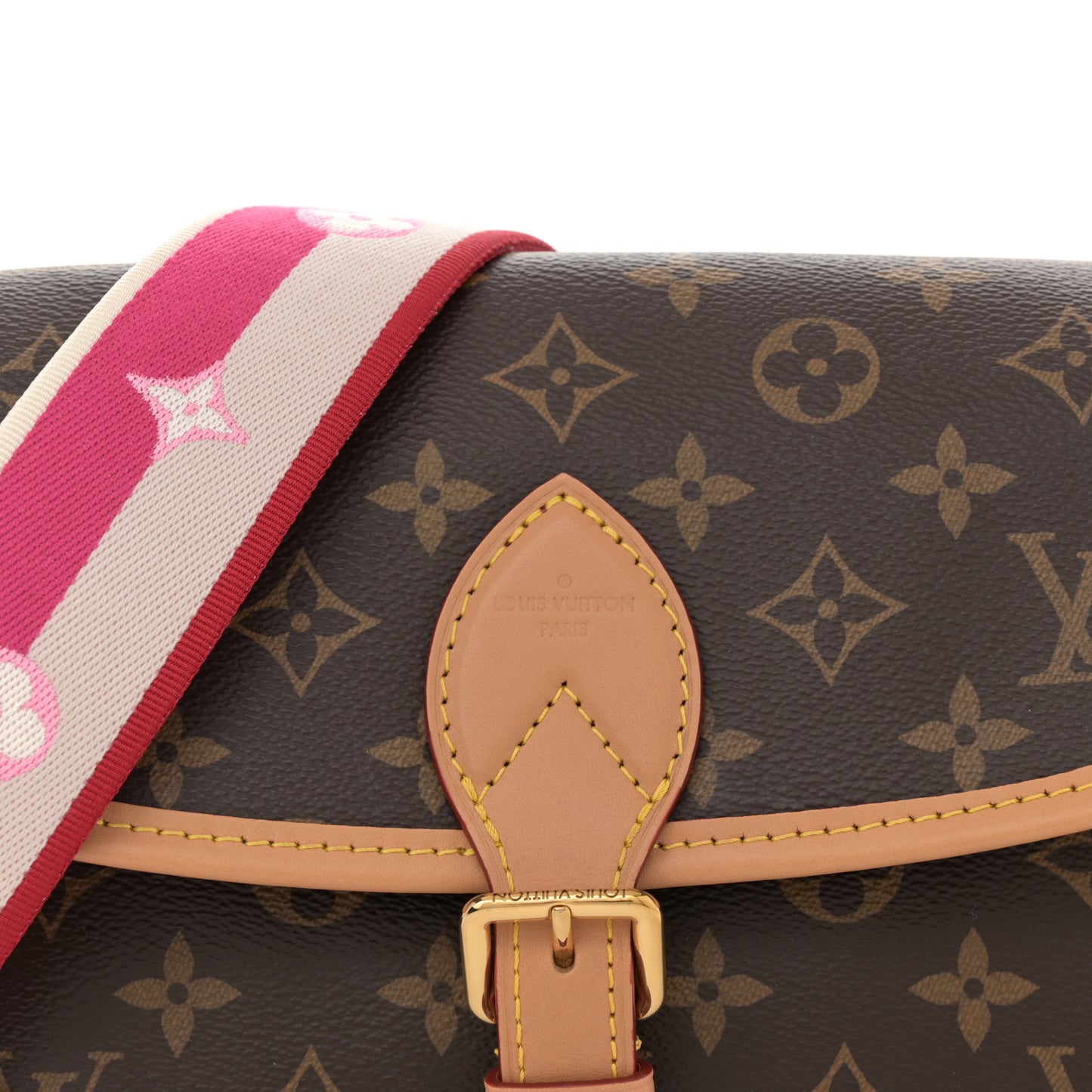 Monogram Diane Fuchsia