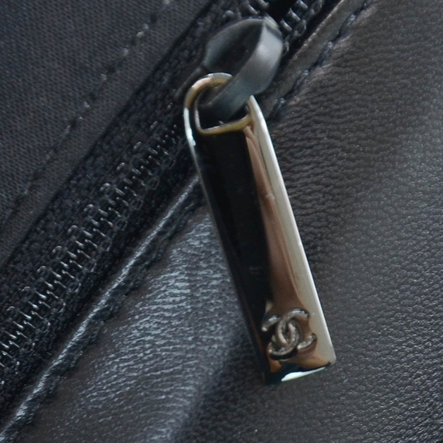 Lambskin Vertical Stitched Mini Flap Black