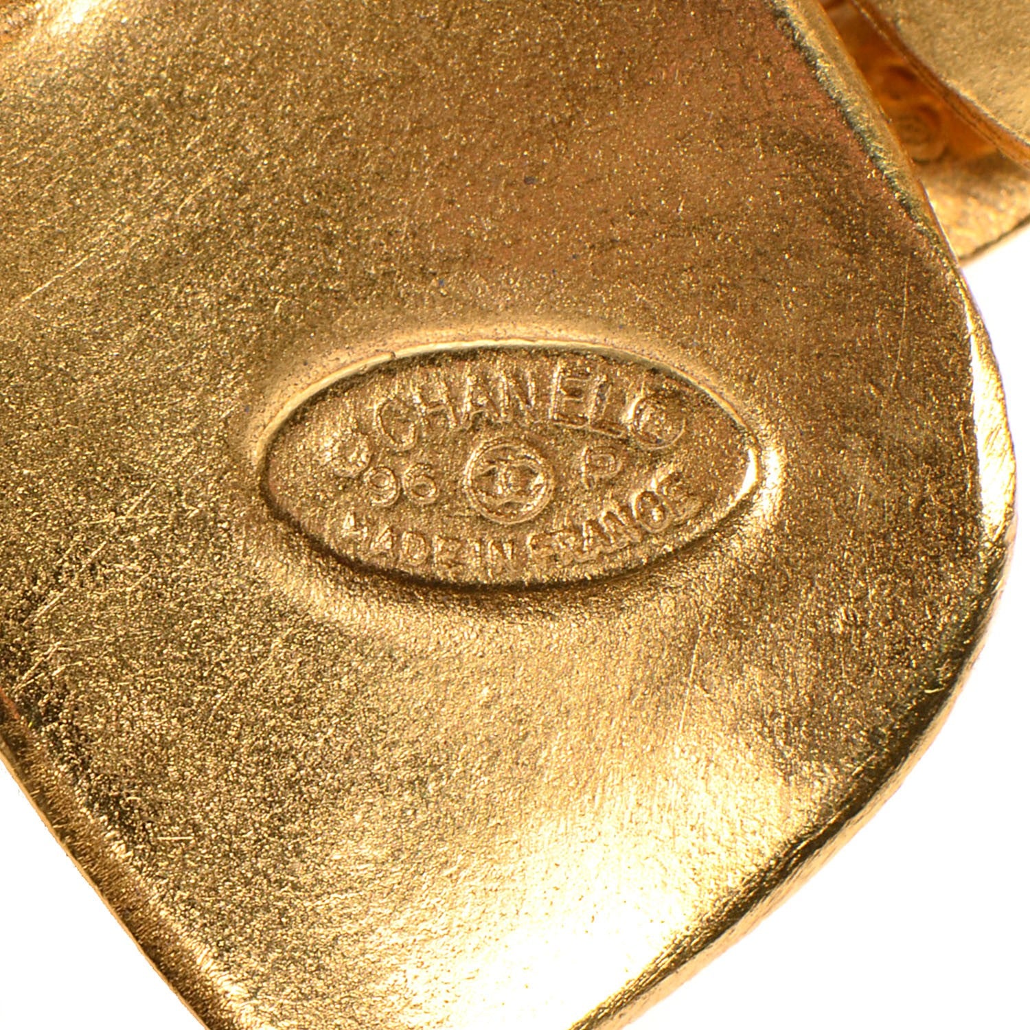 Chanel CC Brooch Gold 4 of 4