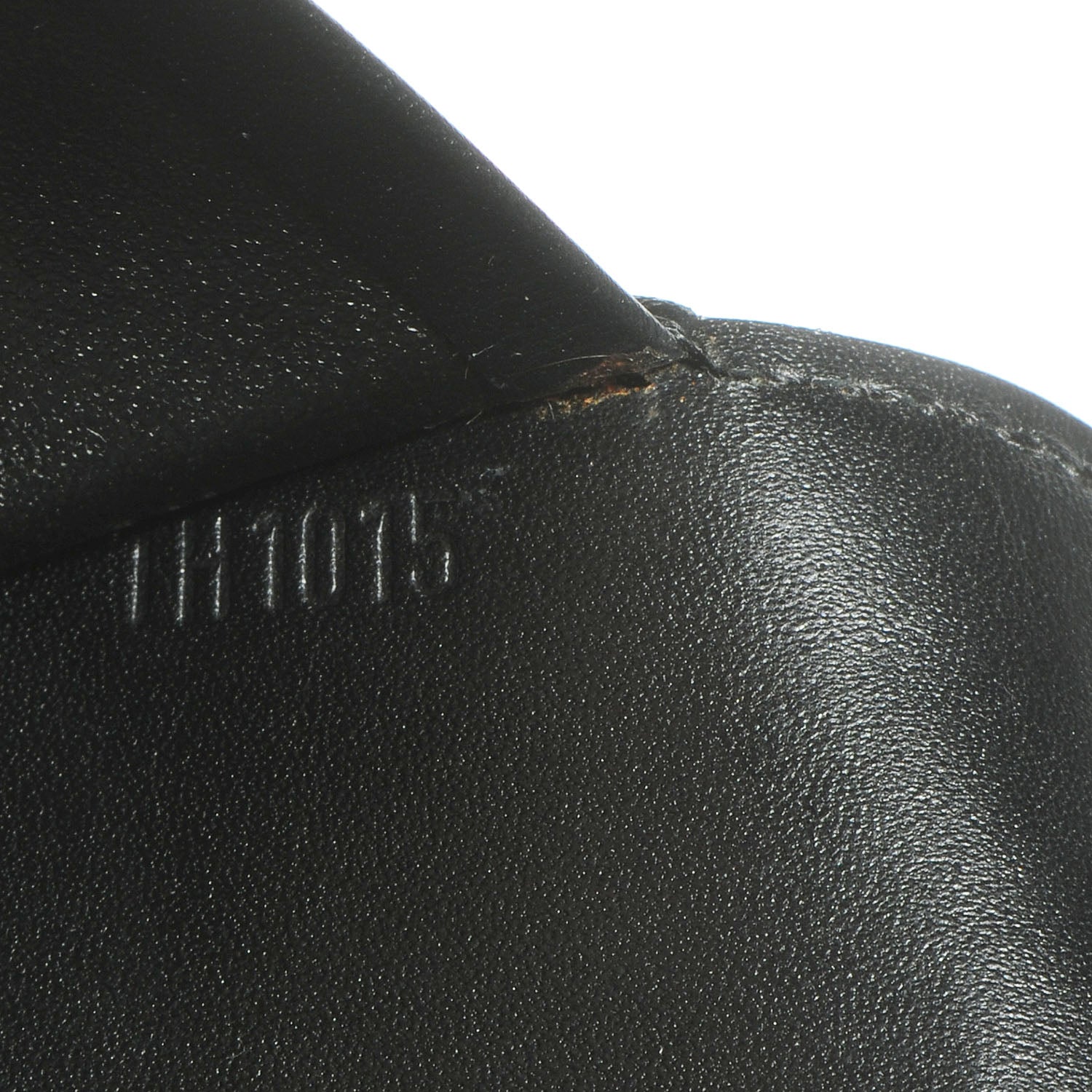 Louis Vuitton Suhali Medium Ring Agenda Black 7 of 7