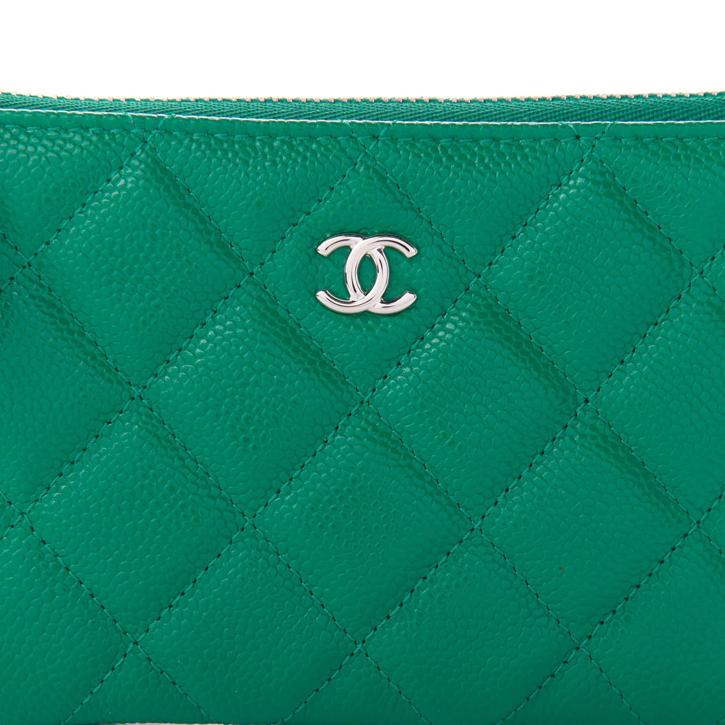 Caviar Quilted Small Cosmetic Case Green