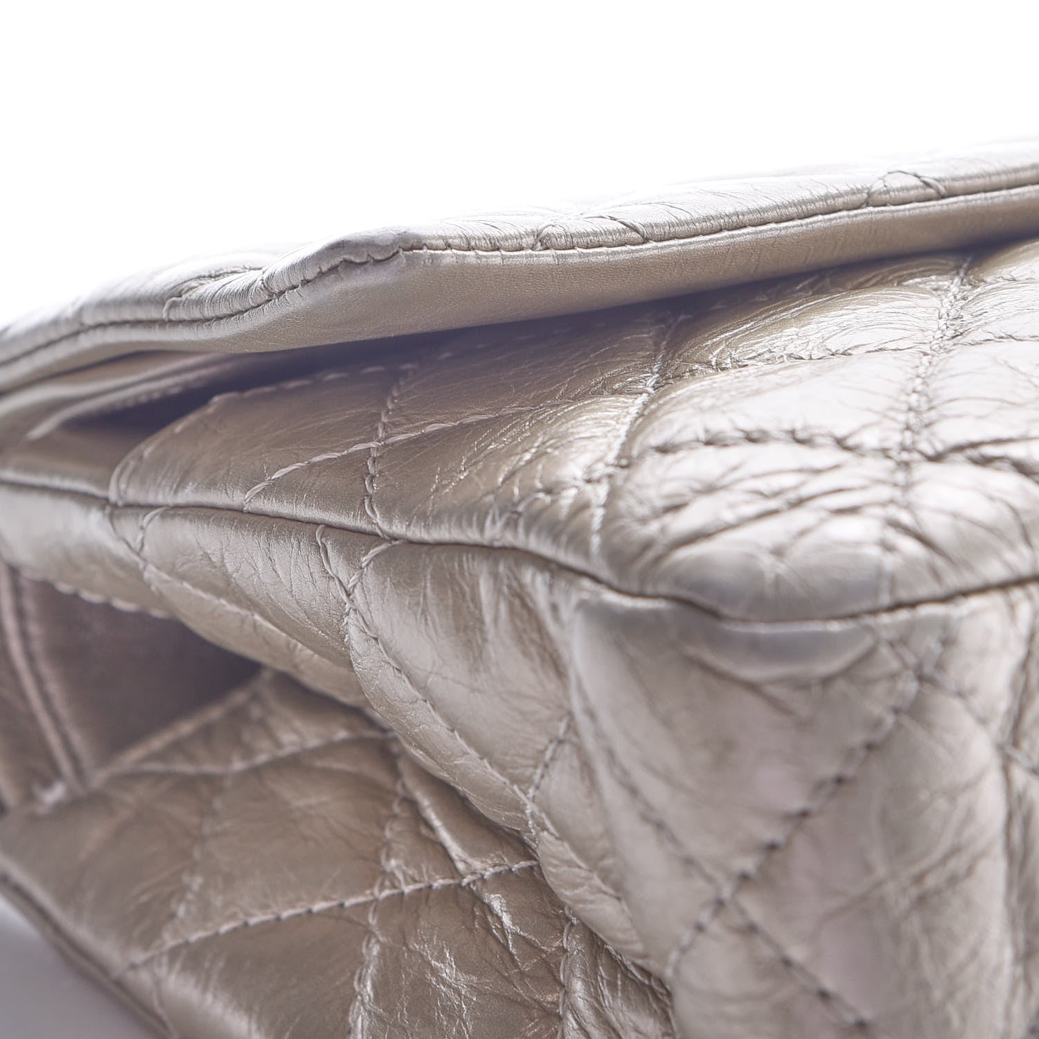 Chanel Metallic Aged Calfskin Quilted 2.55 Reissue 226 Flap Gold 21 of 21