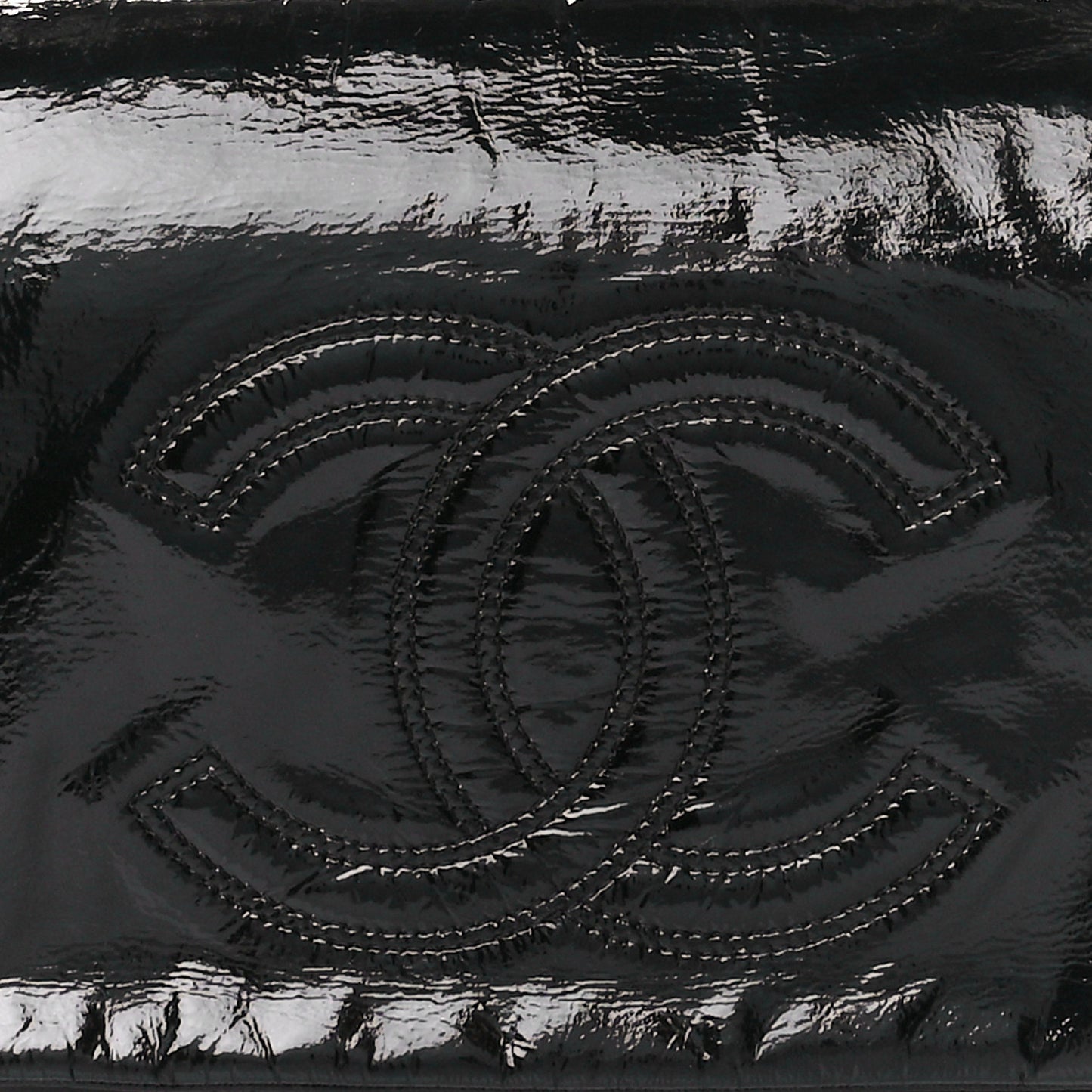 Vinyl XL Rock and Chain Flap Black