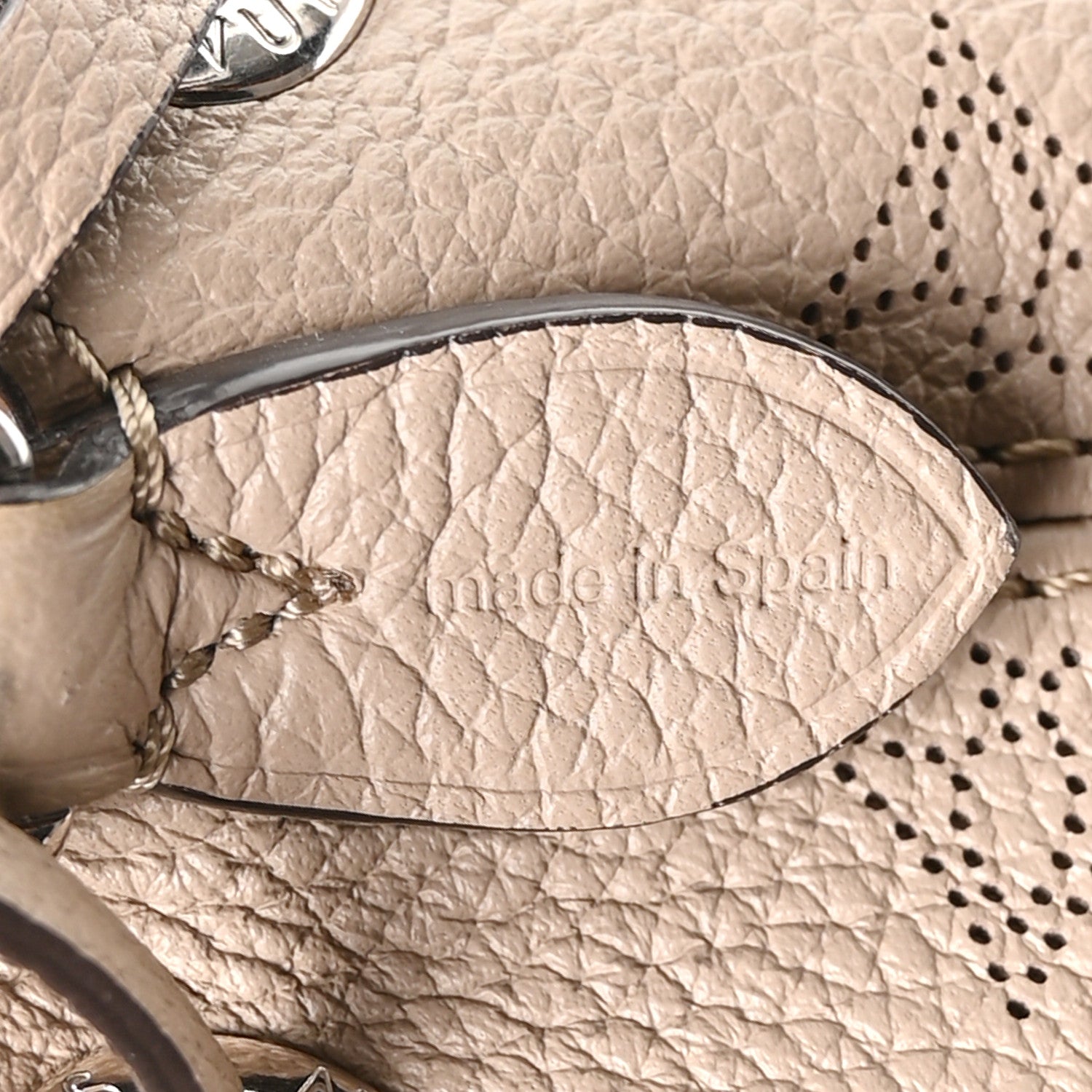 Louis Vuitton Mahina Bella Galet 8 of 12