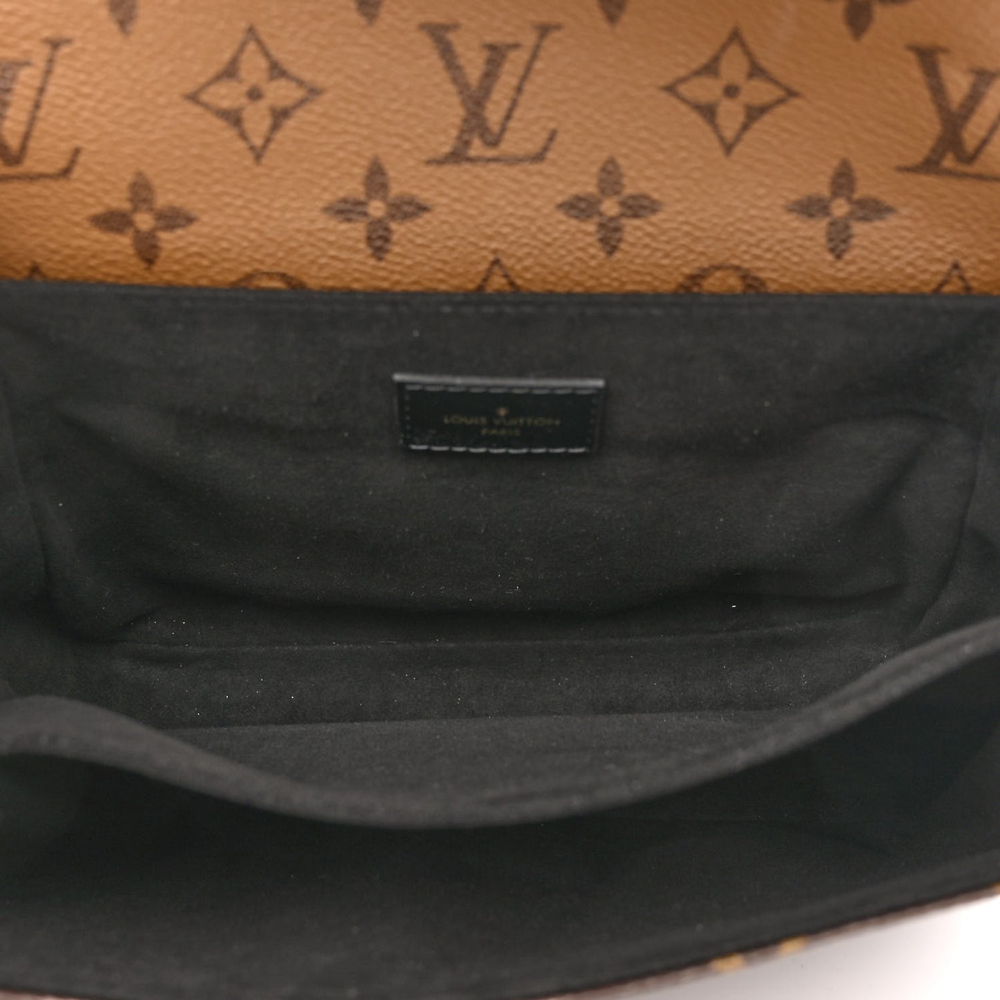 Reverse Monogram Pochette Metis