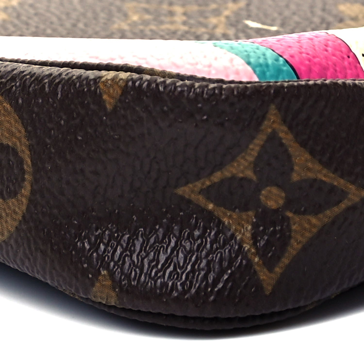 Louis Vuitton Monogram 2016 Christmas Animation Mini Pochette Accessories Rose Ballerine 9 of 9