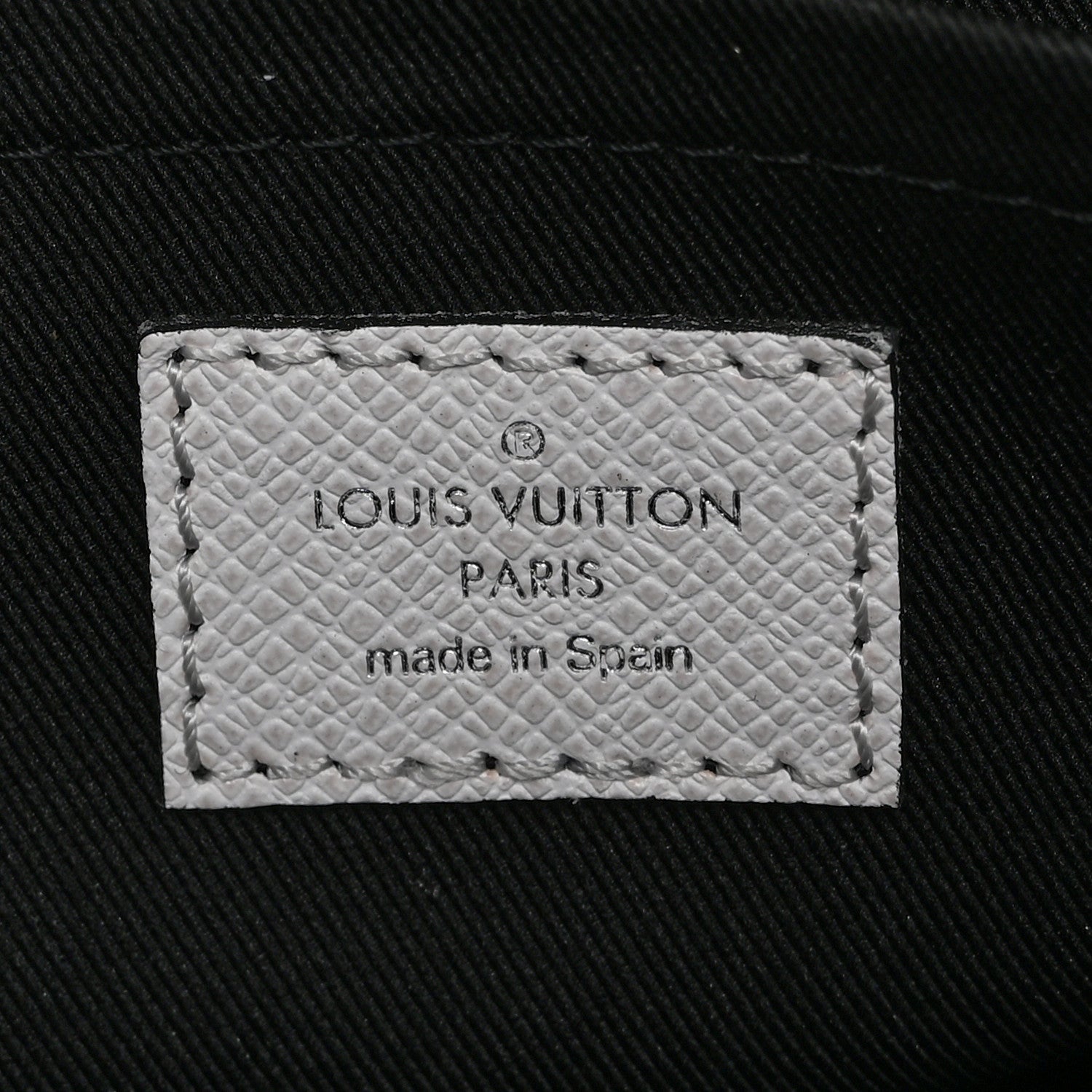 Louis Vuitton Taiga Monogram Alpha Messenger Optic White 7 of 10