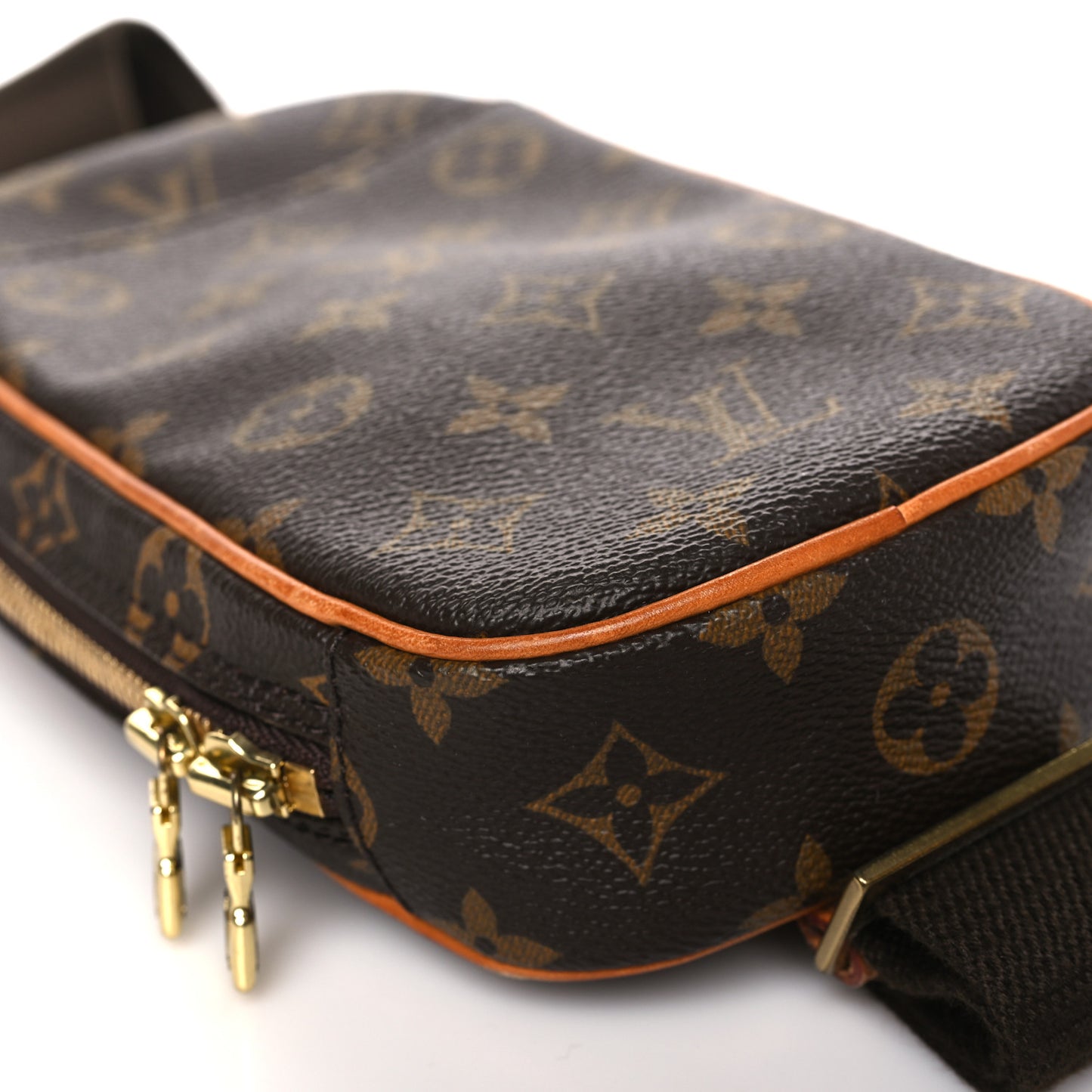 Monogram Pochette Gange