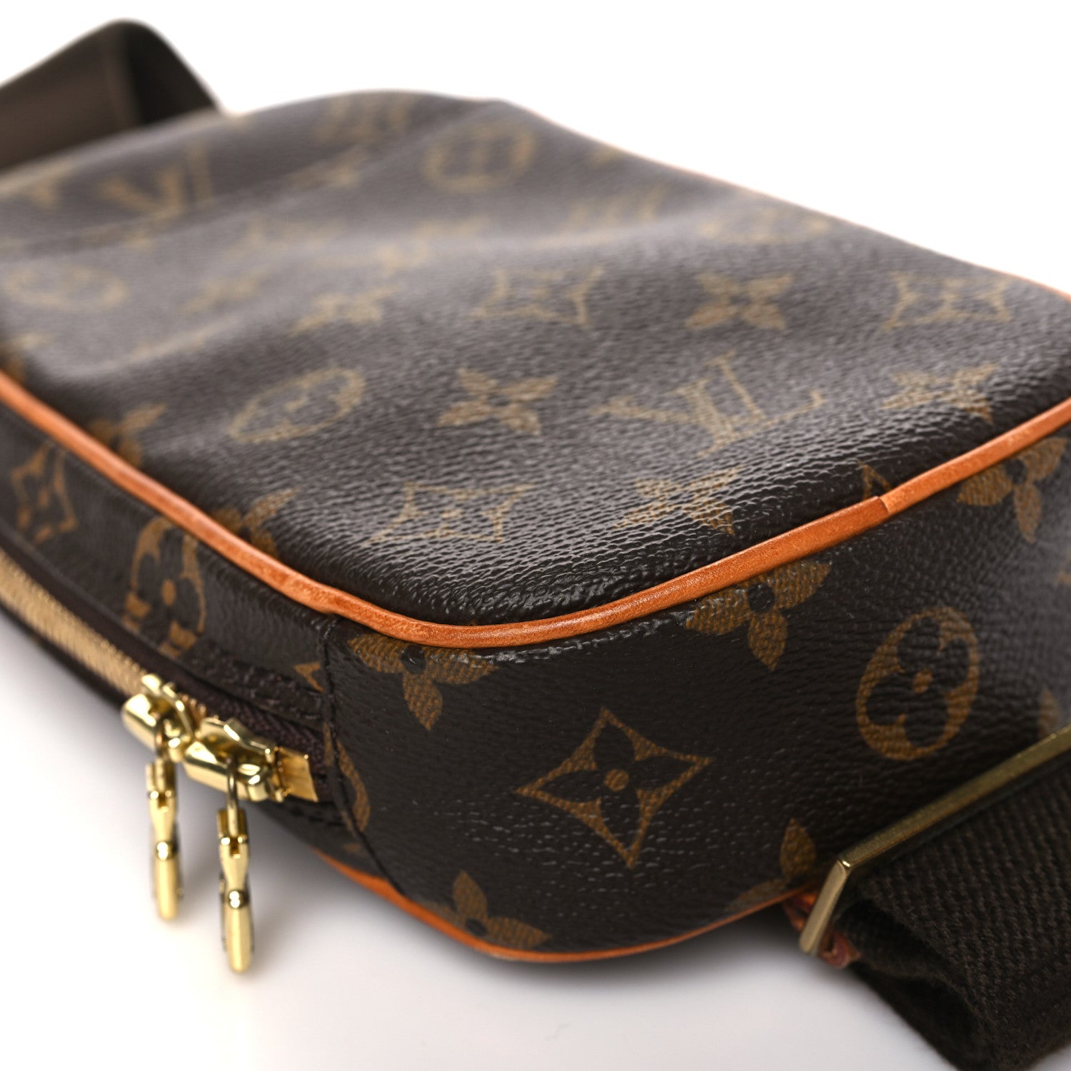 Louis Vuitton Monogram Pochette Gange 8 of 9