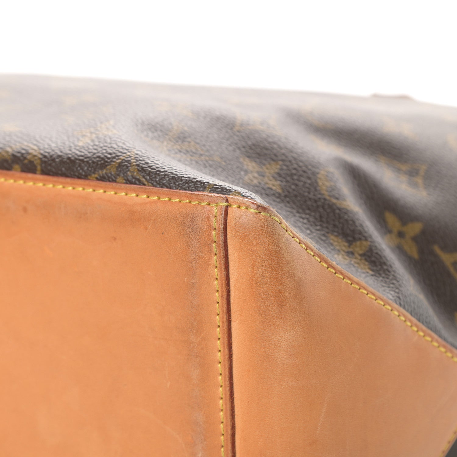 Louis Vuitton Monogram Cabas Mezzo 11 of 16
