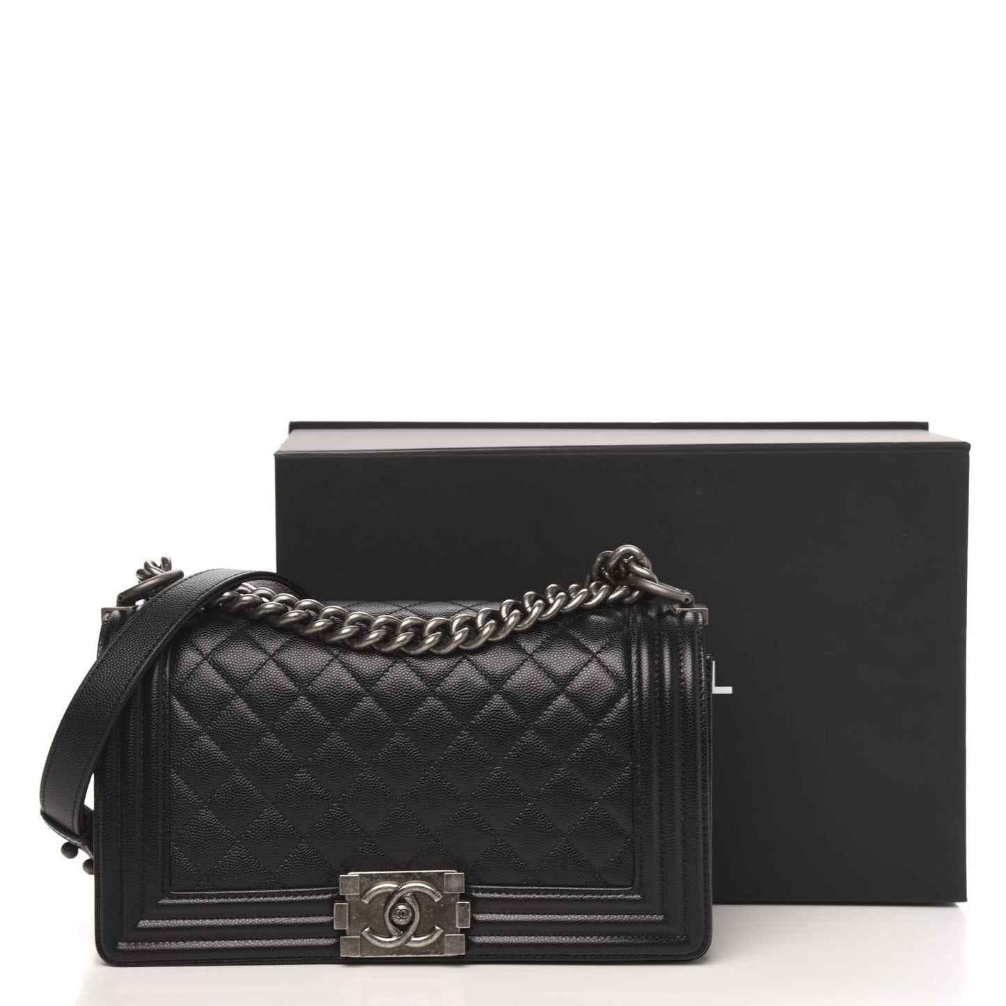 Caviar Quilted Medium Boy Flap Black