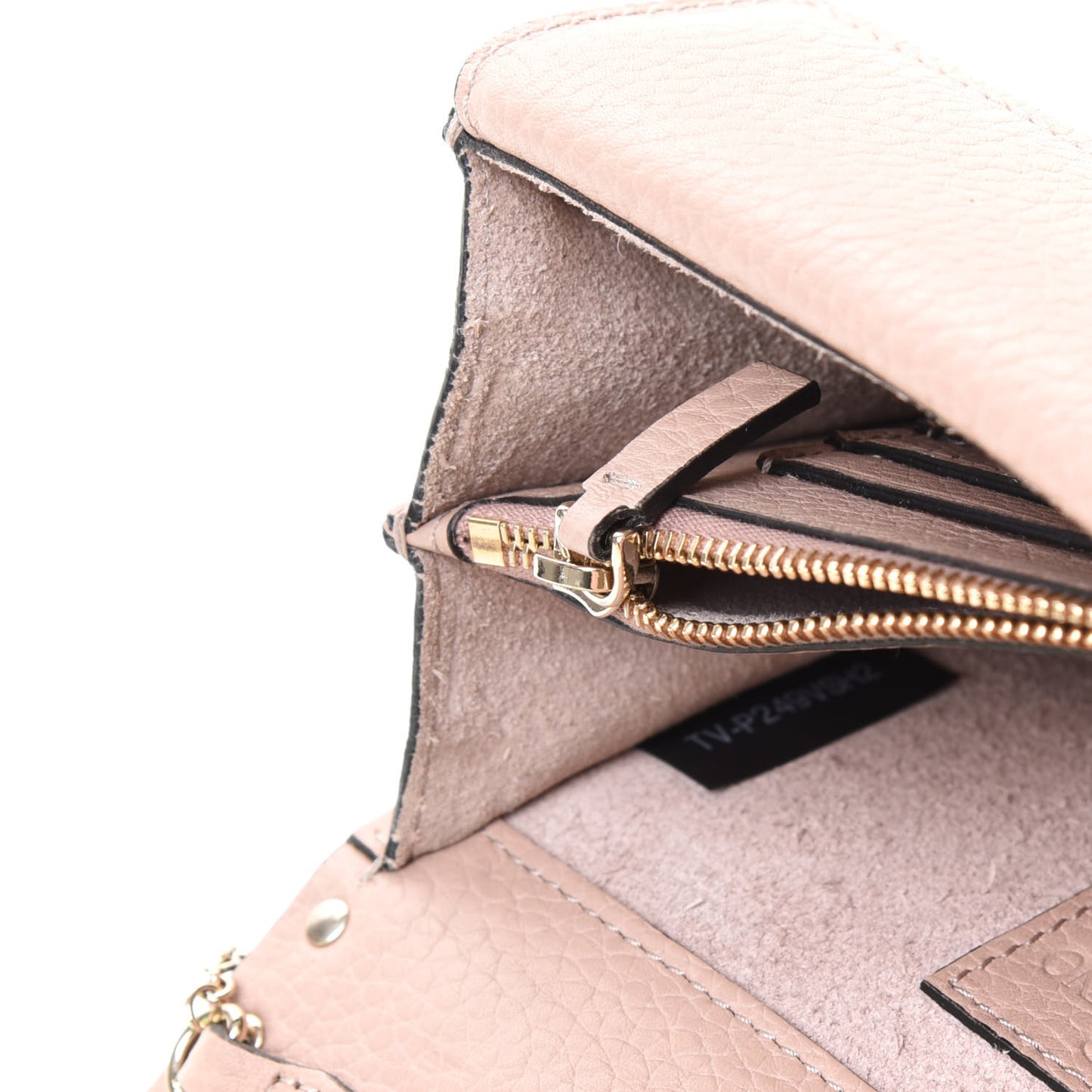 Pebbled Calfskin Rockstud Wallet on Chain Poudre