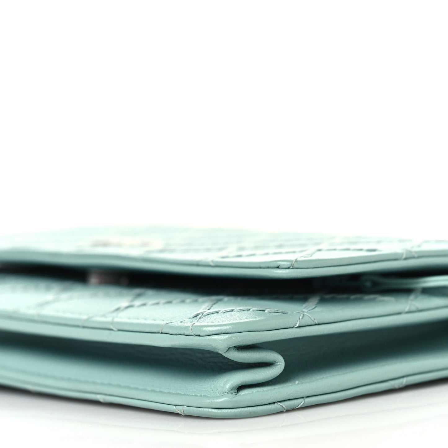 Calfskin Whipstitch Wallet On Chain WOC Green