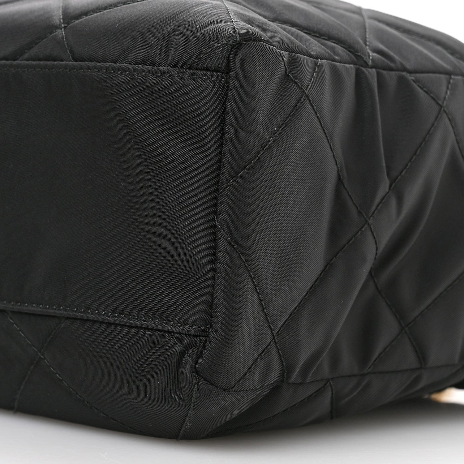 Prada Re-Nylon Tessuto Impuntu Quilted Re-Edition 1995 Chaine Tote Black 11 of 11