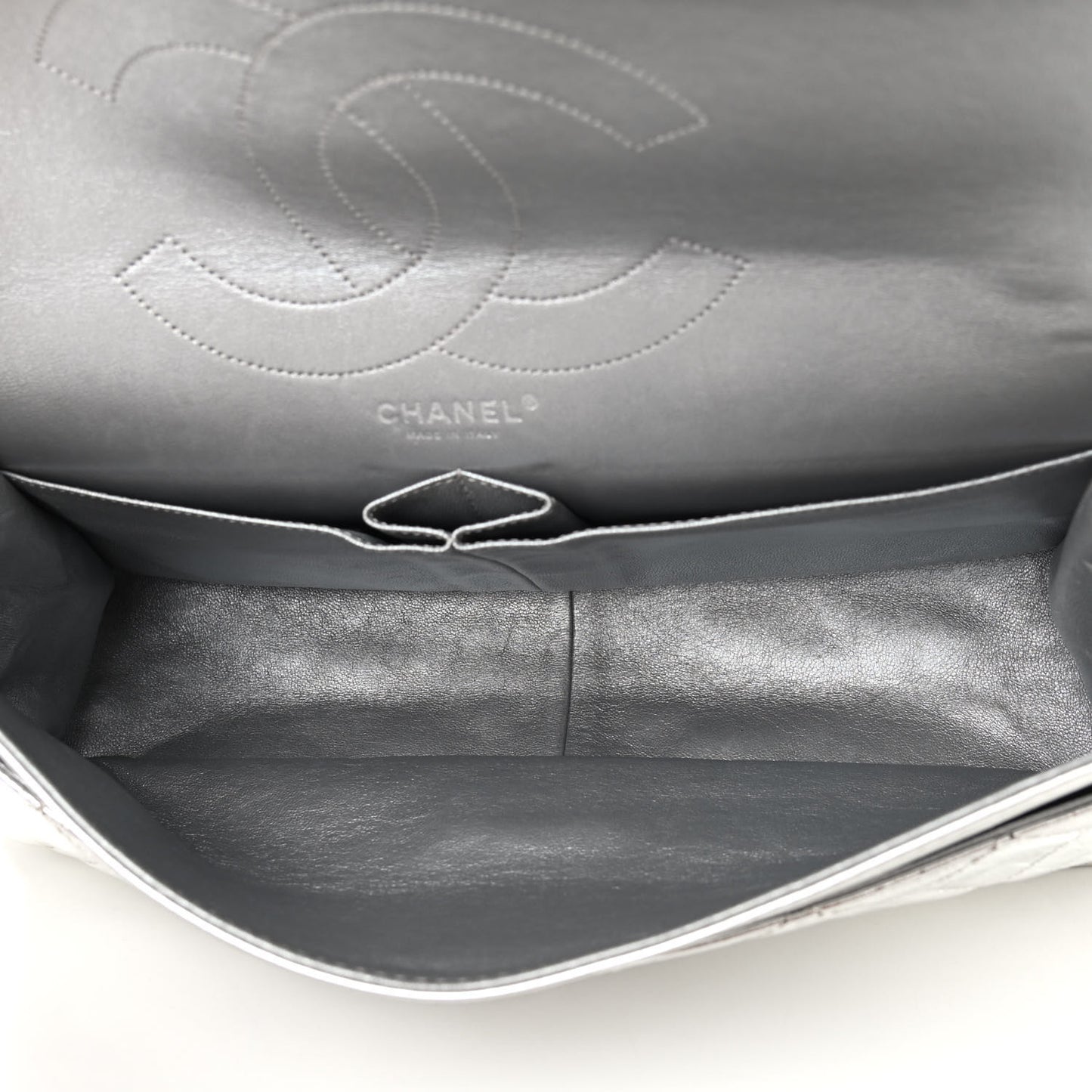 Metallic Aged Calfskin Quilted 2.55 Reissue 228 Flap Silver