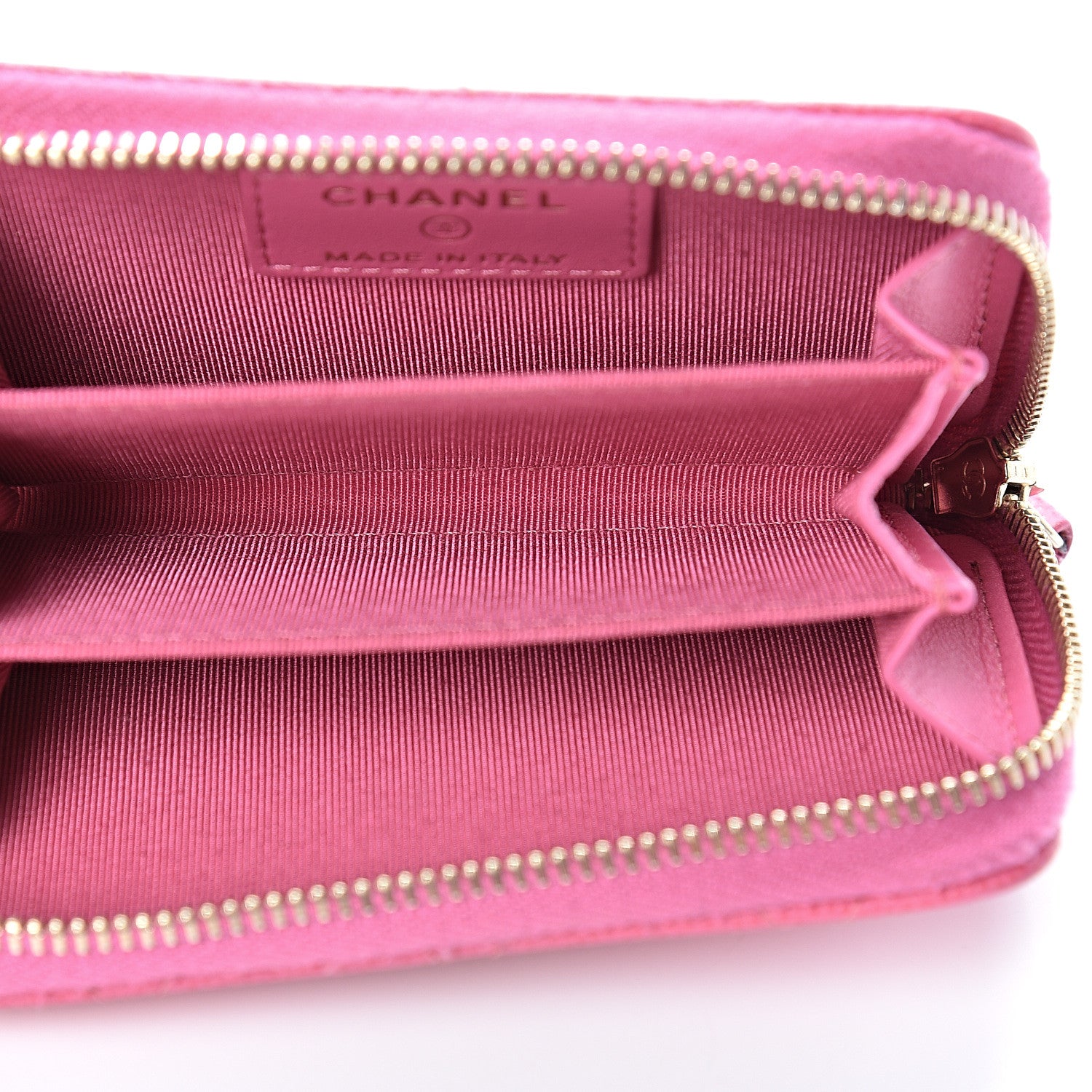 Chanel Iridescent Caviar Quilted Zip Card Holder Pink 4 of 7