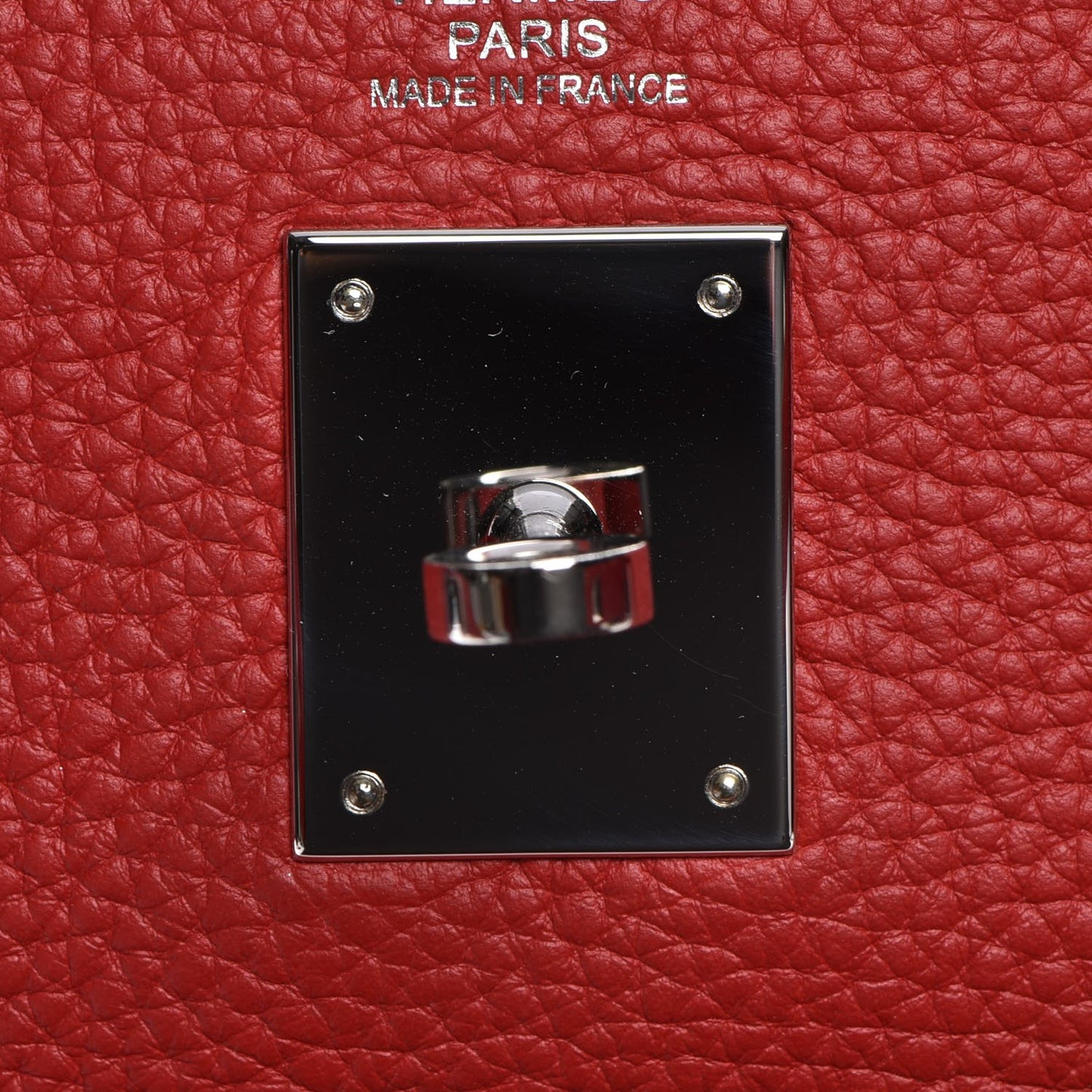 Taurillon Clemence Kelly Retourne 32 Rouge Casaque