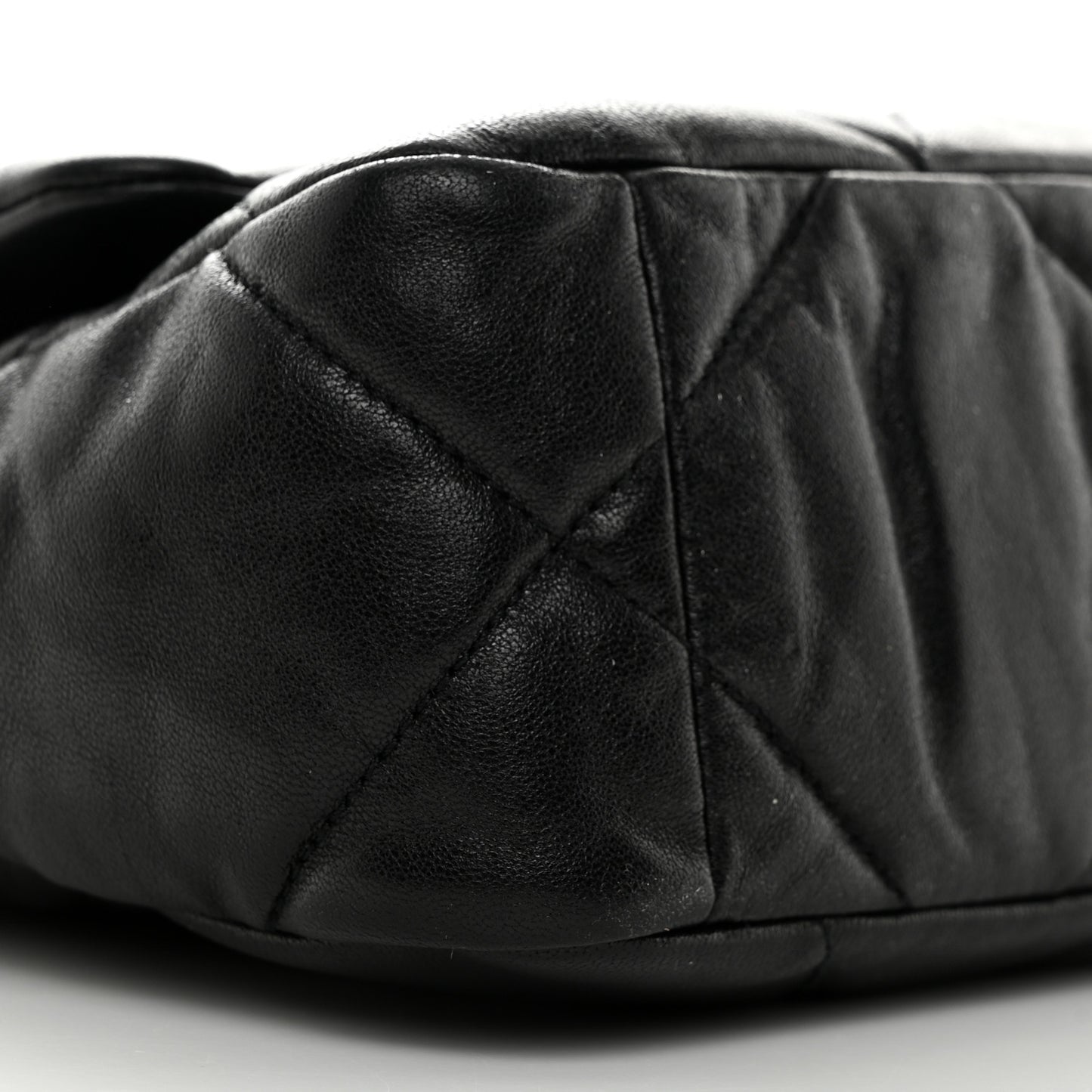 Shiny Goatskin Quilted Medium Chanel 19 Flap Black