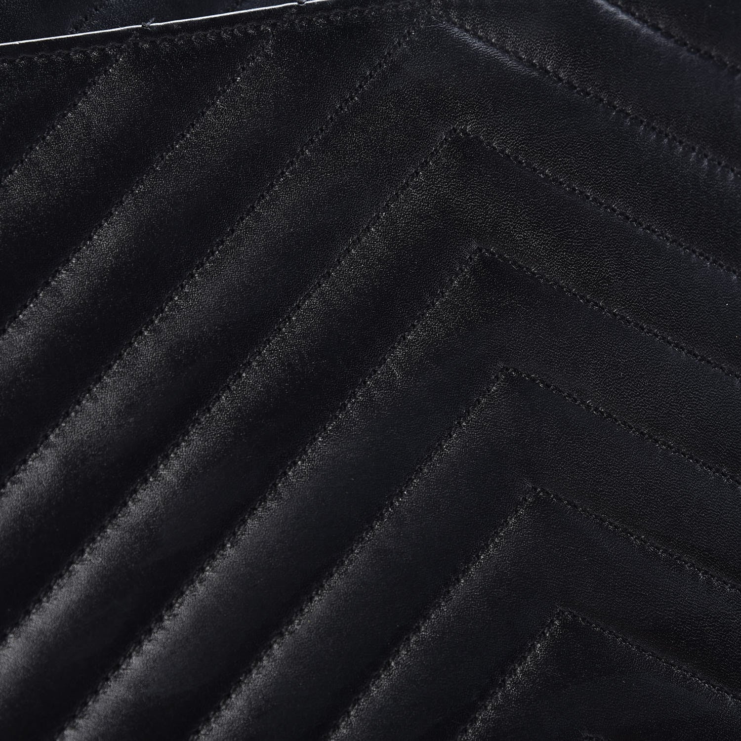 Saint Laurent Smooth Calfskin Matelasse Chevron Large Monogram Satchel Black 9 of 11