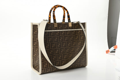 Fendi Glazed Fabric Vitello King Plexiglass FF 1974 Logo Hairdo Girls Inlay Medium Fendi Sunshine Shopper Tote Mogano Panna Multicolor 3 of 16