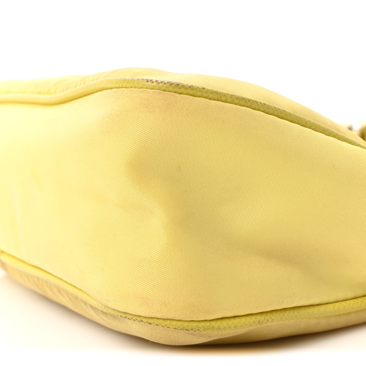 Nylon Saffiano Re-Edition 2005 Shoulder Bag Ananas