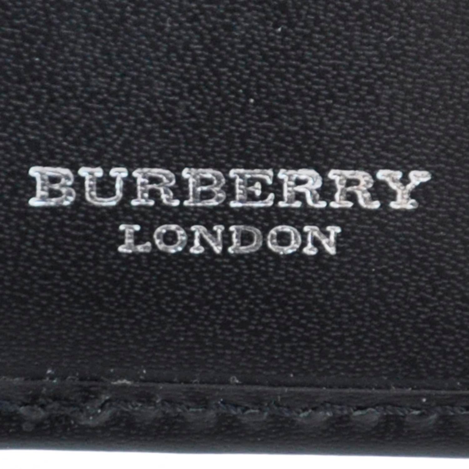 Burberry House Check Photo Book 6 of 6