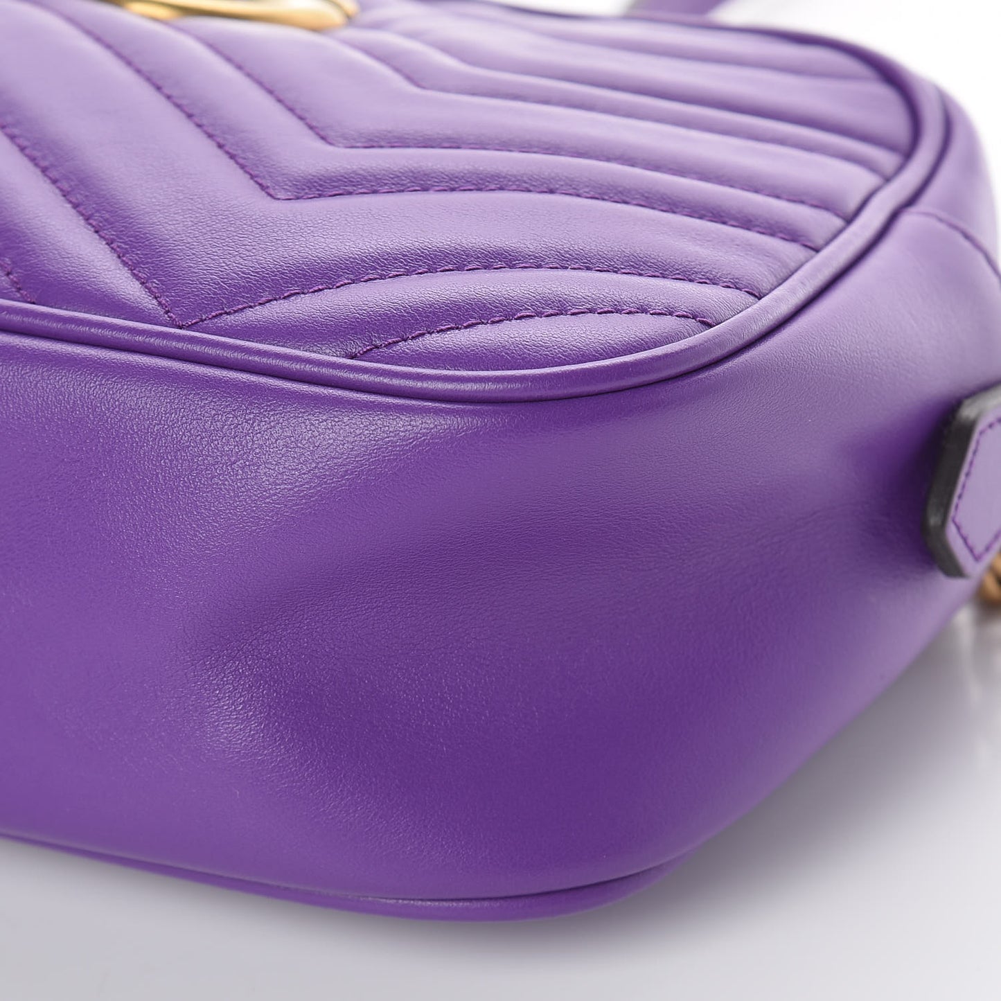 Calfskin Matelasse Small GG Marmont Chain Shoulder Bag Shine Purple
