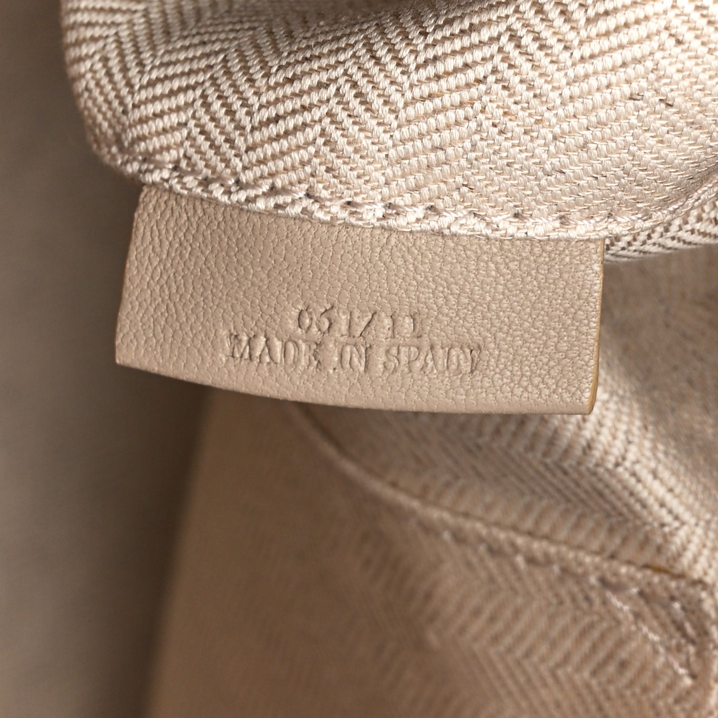 Calfskin Suede Medium Puzzle Bag Blush