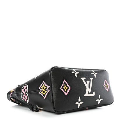 Louis Vuitton Monogram Giant Wild At Heart Neverfull MM Black 3 of 4