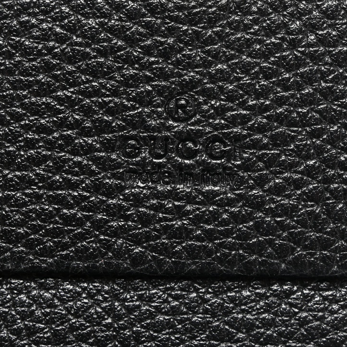 Grainy Calfskin Zumi Chain Card Case Wallet Black