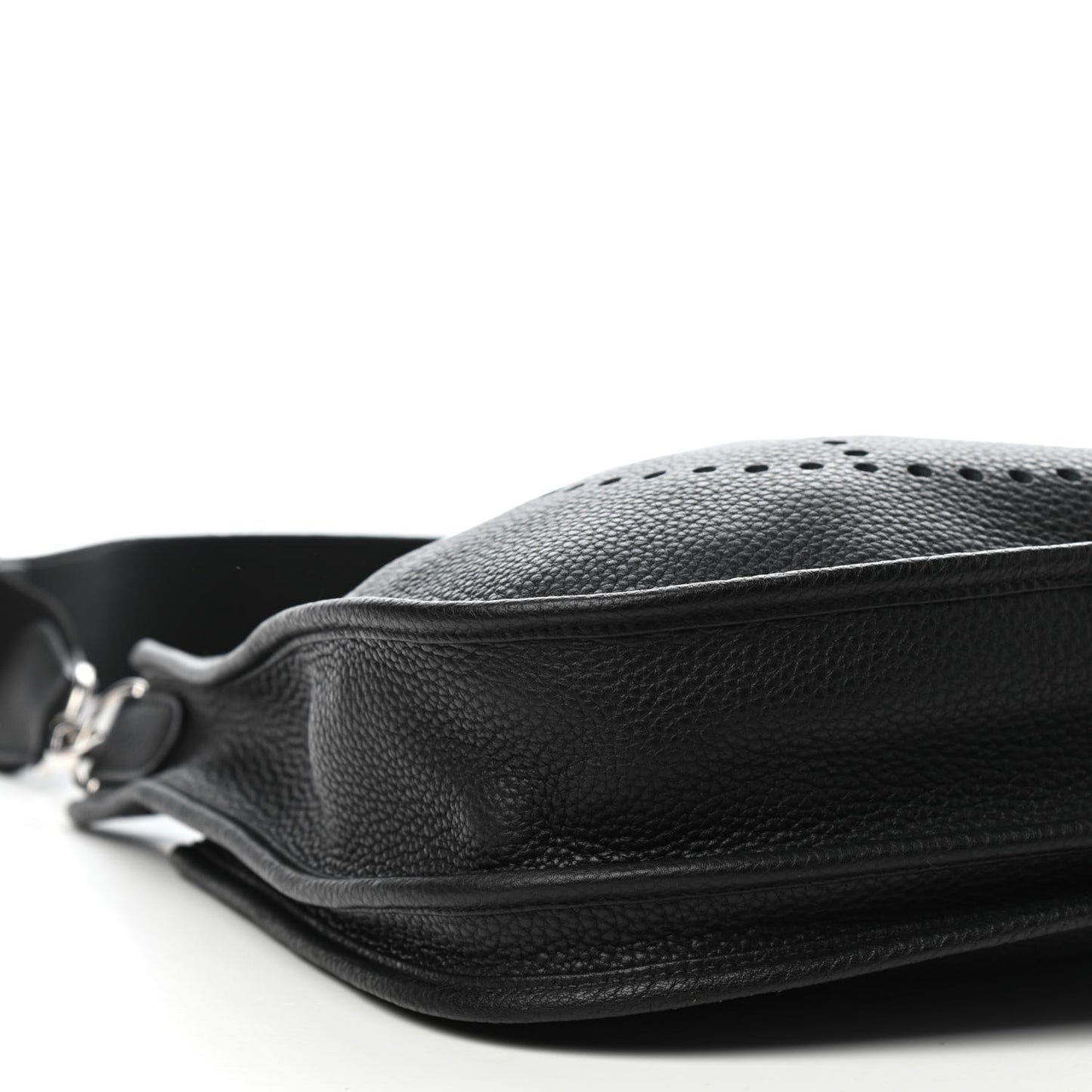 Taurillon Clemence Evelyne III PM Black