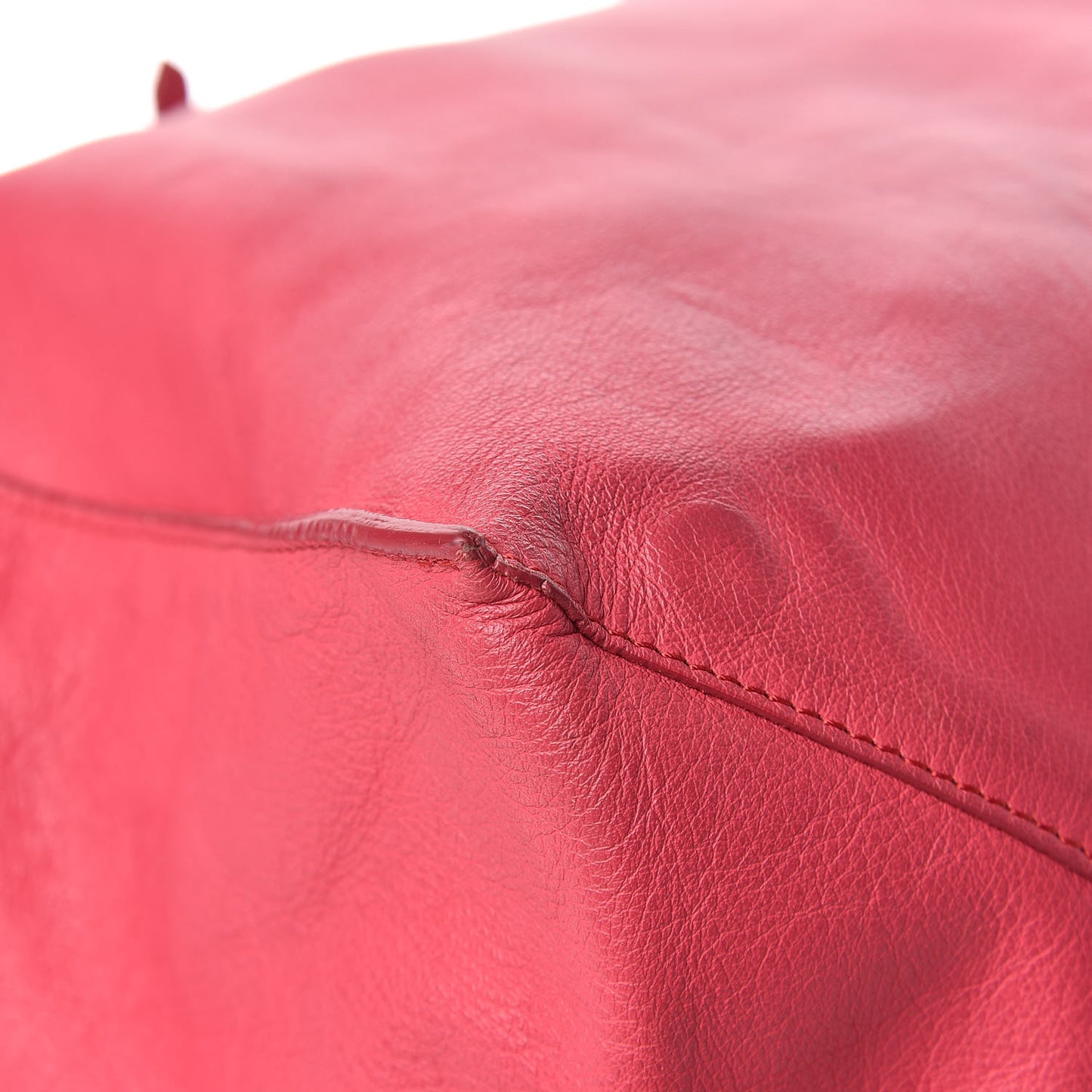Veau Papier A4 Zip Around Tote Rouge Grenade