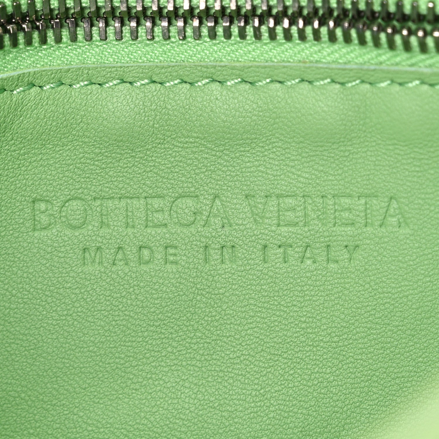 Bottega Veneta Lambskin Maxi Intrecciato Cassette Crossbody Bag Green 6 of 11