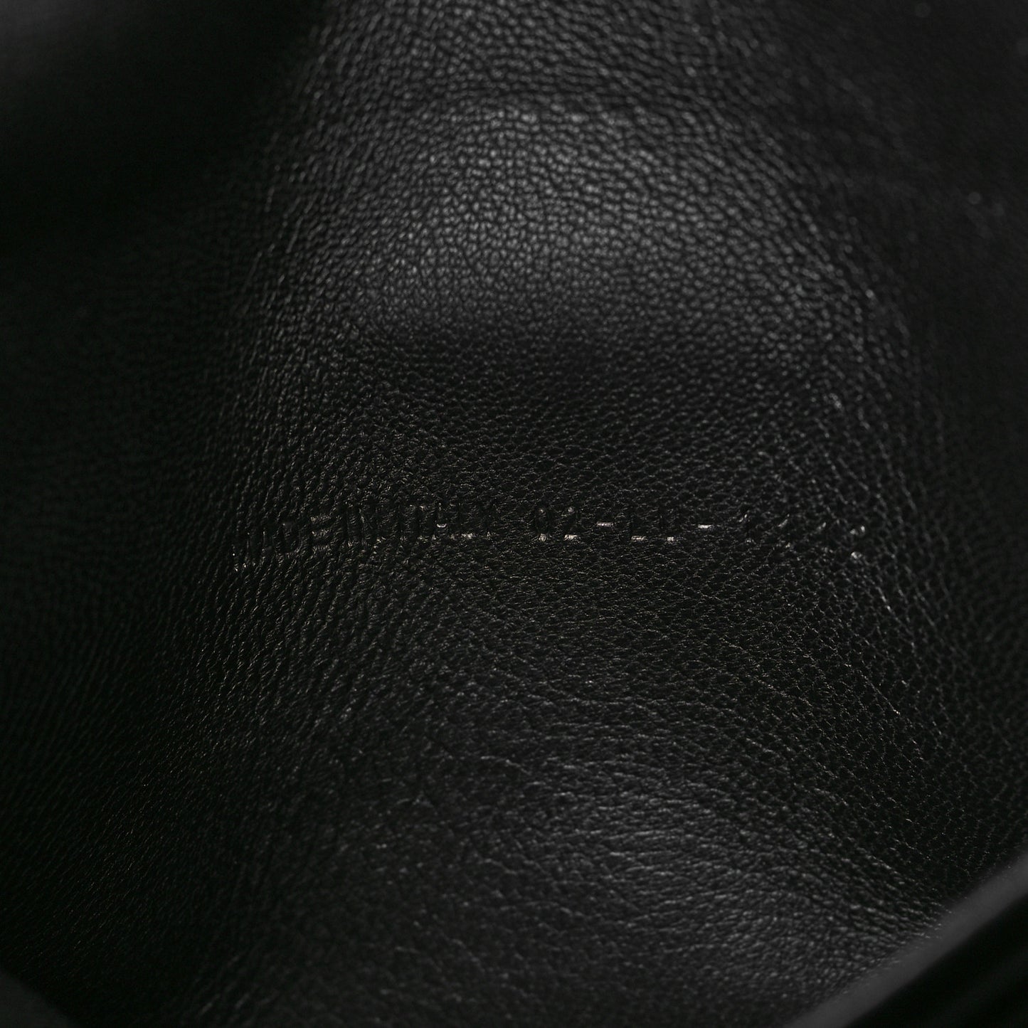 Lambskin Cannage New Lock Pouch Black