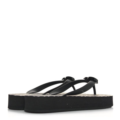 Gucci Rubber Chevron Womens GG Thong Sandals 38 Black 4 of 11