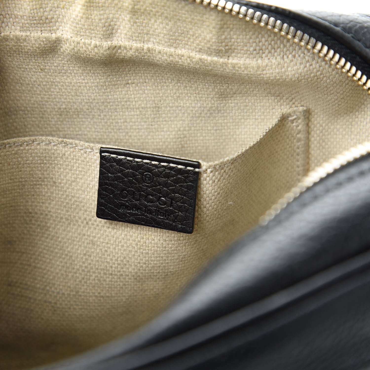 Gucci Pebbled Calfskin Small Soho Disco Bag Black 8 of 12