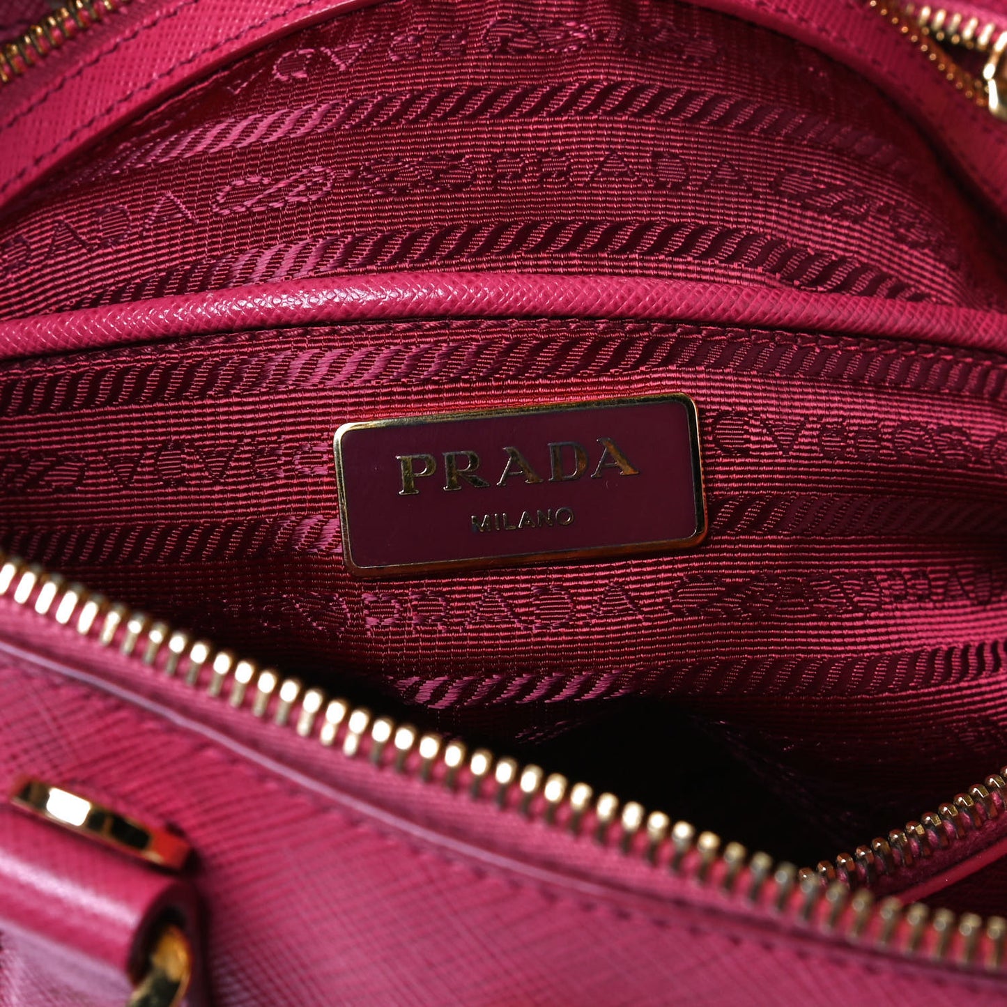 Saffiano Lux Medium Promenade Tote Peonia
