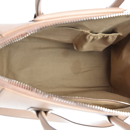 Givenchy Sugar Goatskin Medium Antigona Skin 5 of 24