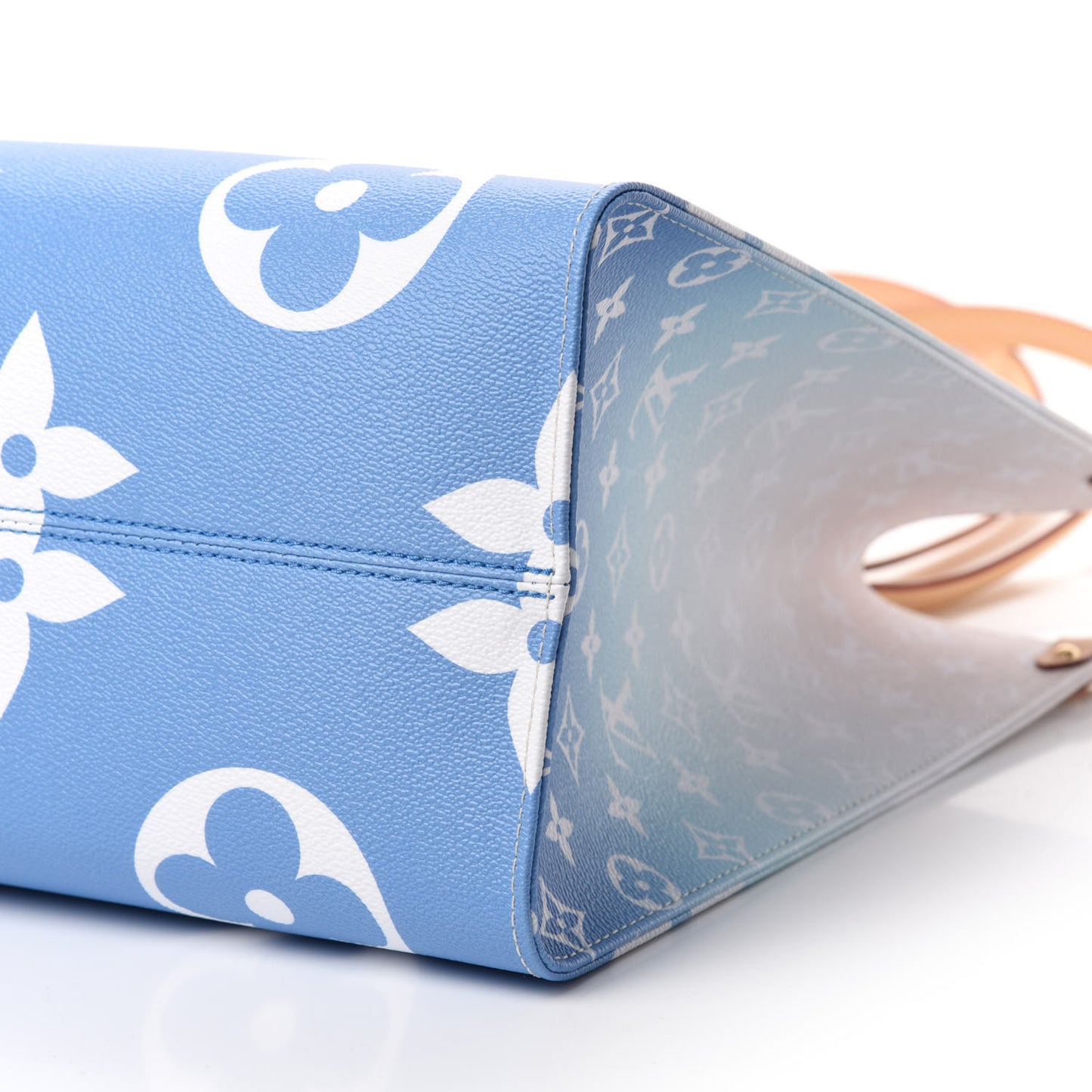 Monogram Giant By The Pool Onthego GM Blue
