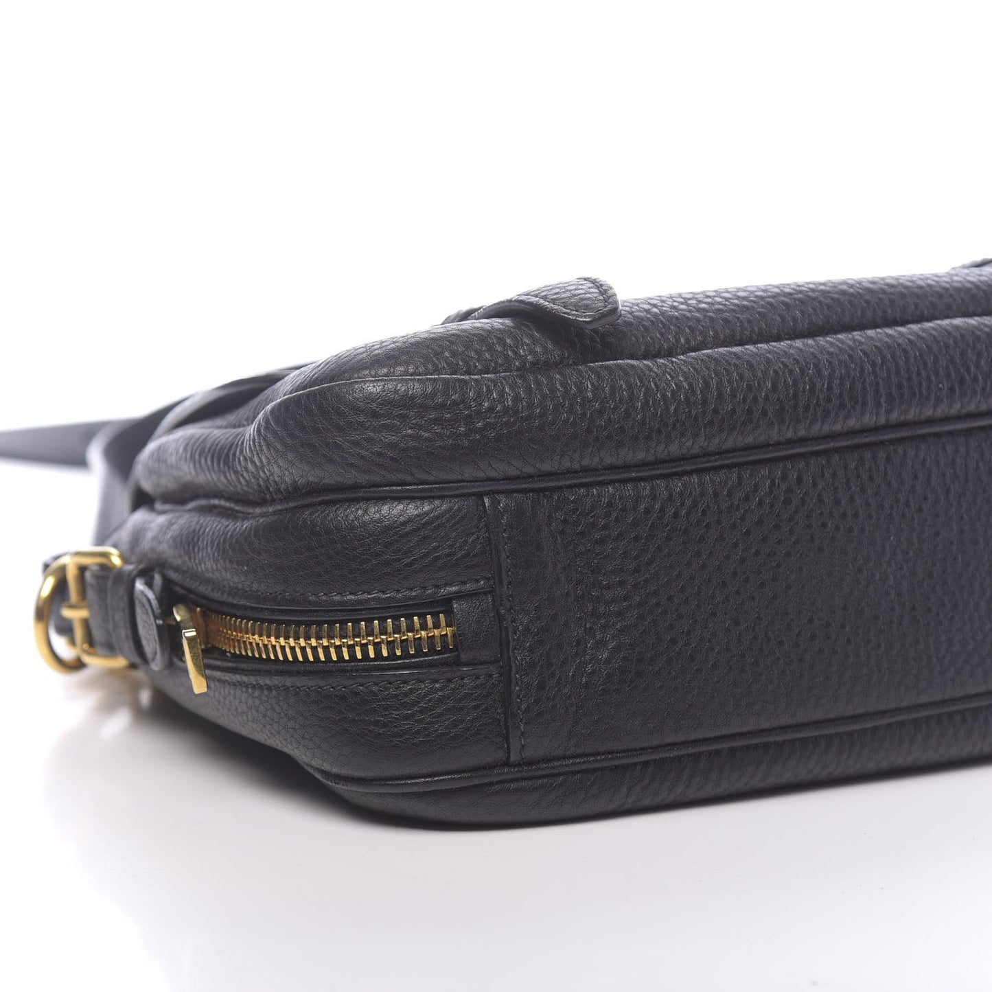 Vitello Daino Push Lock Messenger Bag Black